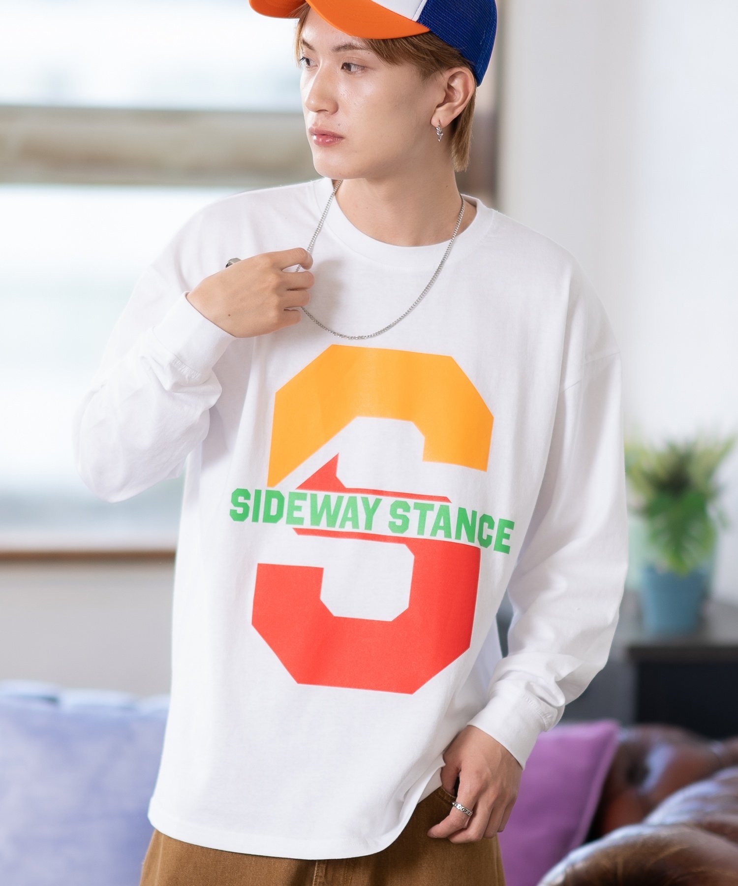 【SALE／42%OFF】SIDEWAY STANCE SIDEWAY STANCE サイドウェイスタンス カレッジロゴ 長袖Tシャツ インプローブス トップス カットソー・Tシャツ ホワイト ブラック