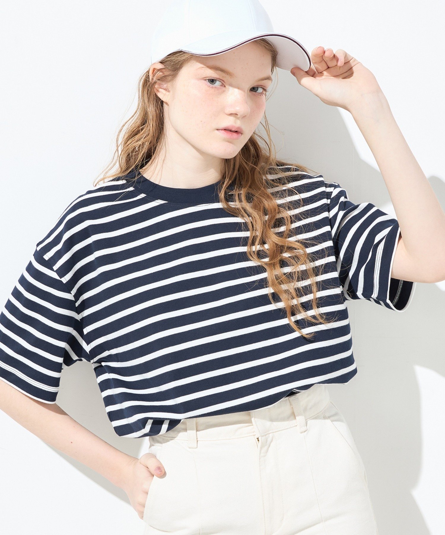 楽天Rakuten FashionTOMMY HILFIGER 【CLASSY掲載】リラックスライトコットンインターロックTシャツ トミーヒルフィガー トップス カットソー・Tシャツ ネイビー ホワイト ブラック レッド【送料無料】