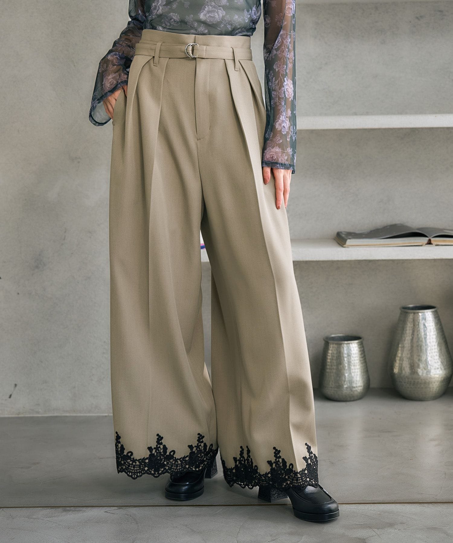 HARE 【OCCASION】レースワイドパンツ ハレ パンツ スラックス・ドレスパンツ ベージュ ブラック グレー