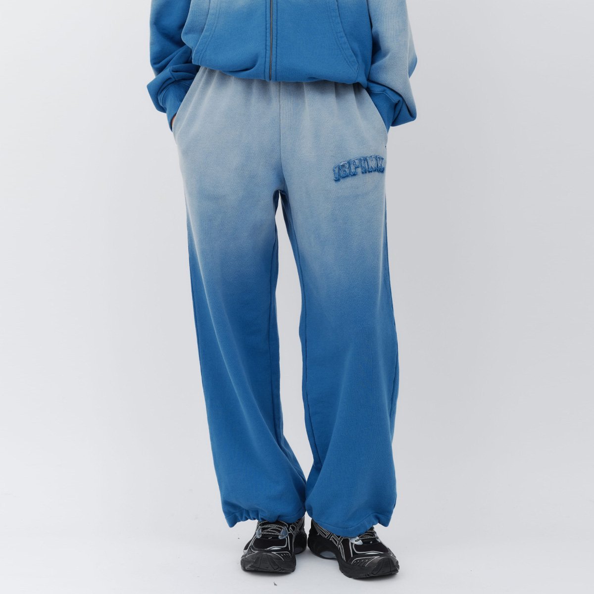 atmos pink atmos pink Gradation Sweat Pants BLUE アトモス パンツ その他のパンツ ブルー