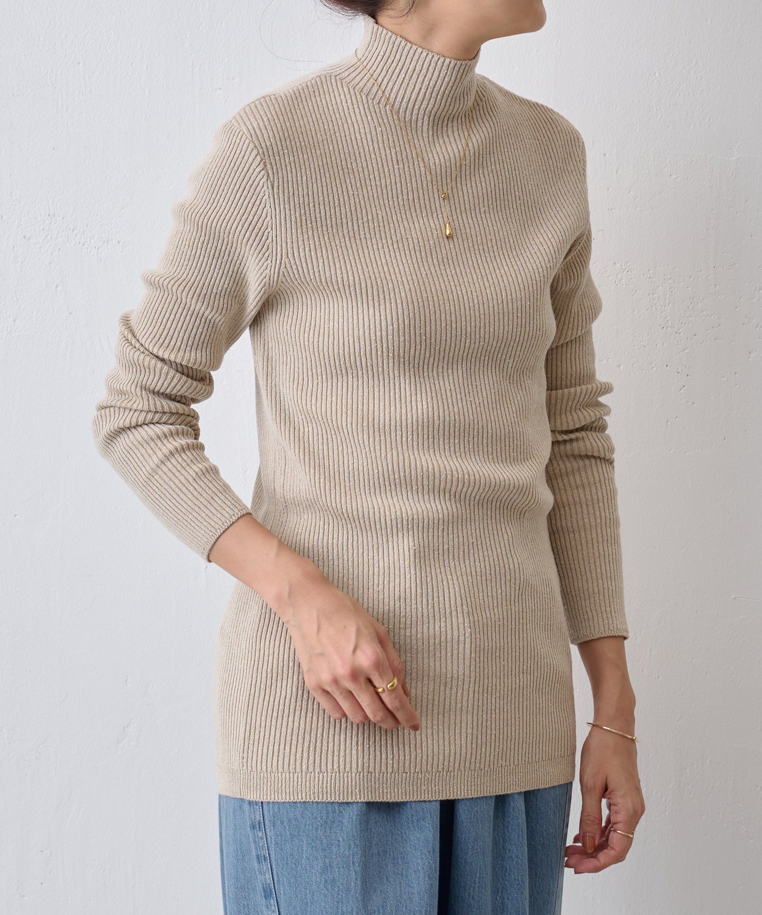 【SALE／50%OFF】BEARDSLEY ノイルシルクハイネックニット ビアズリー トップス ニット ベージュ グレー【送料無料】のサムネイル