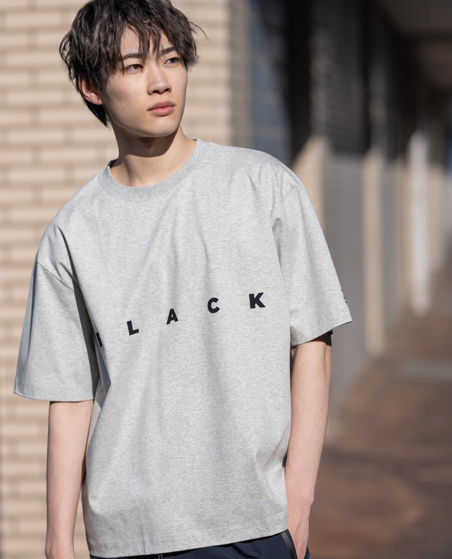 YEVS 【VIRTUOUS】シルケットフロントロゴTシャツ イーブス トップス カットソー・Tシャツ ホワイト ブラック ブラウン