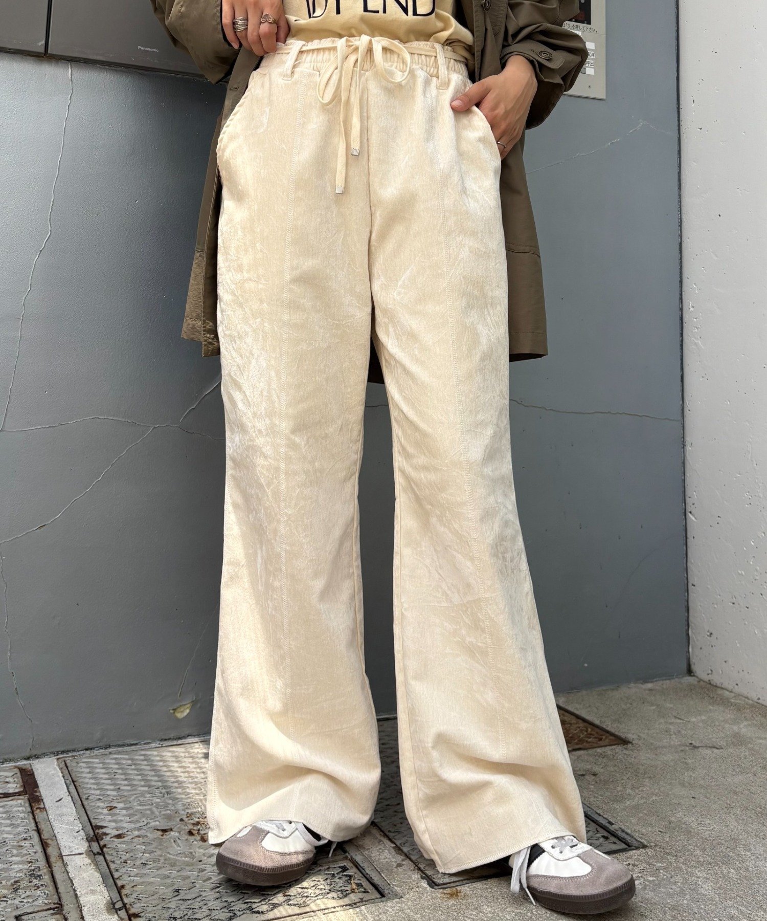 CIAOPANIC TYPY 【スタイルアップ】紐ベルト付きベロアフレアパンツ チャオパニックティピー パンツ その他のパンツ ブラウン ブラック ホワイト【送料無料】のサムネイル