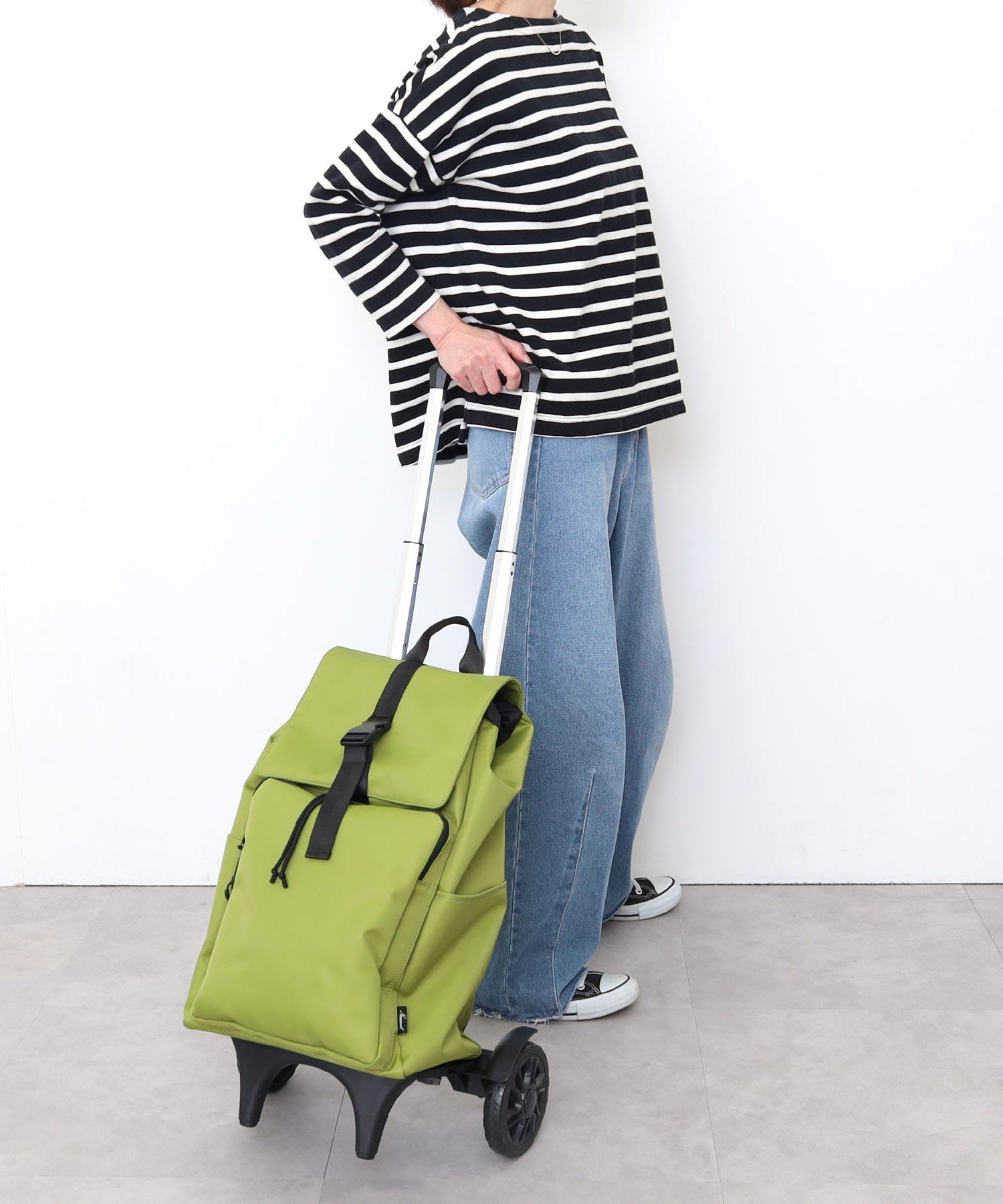 Nananoel connie 撥水フラップベルトカートバッグ プードゥードゥー バッグ ハンドバッグ ブルー オレ..