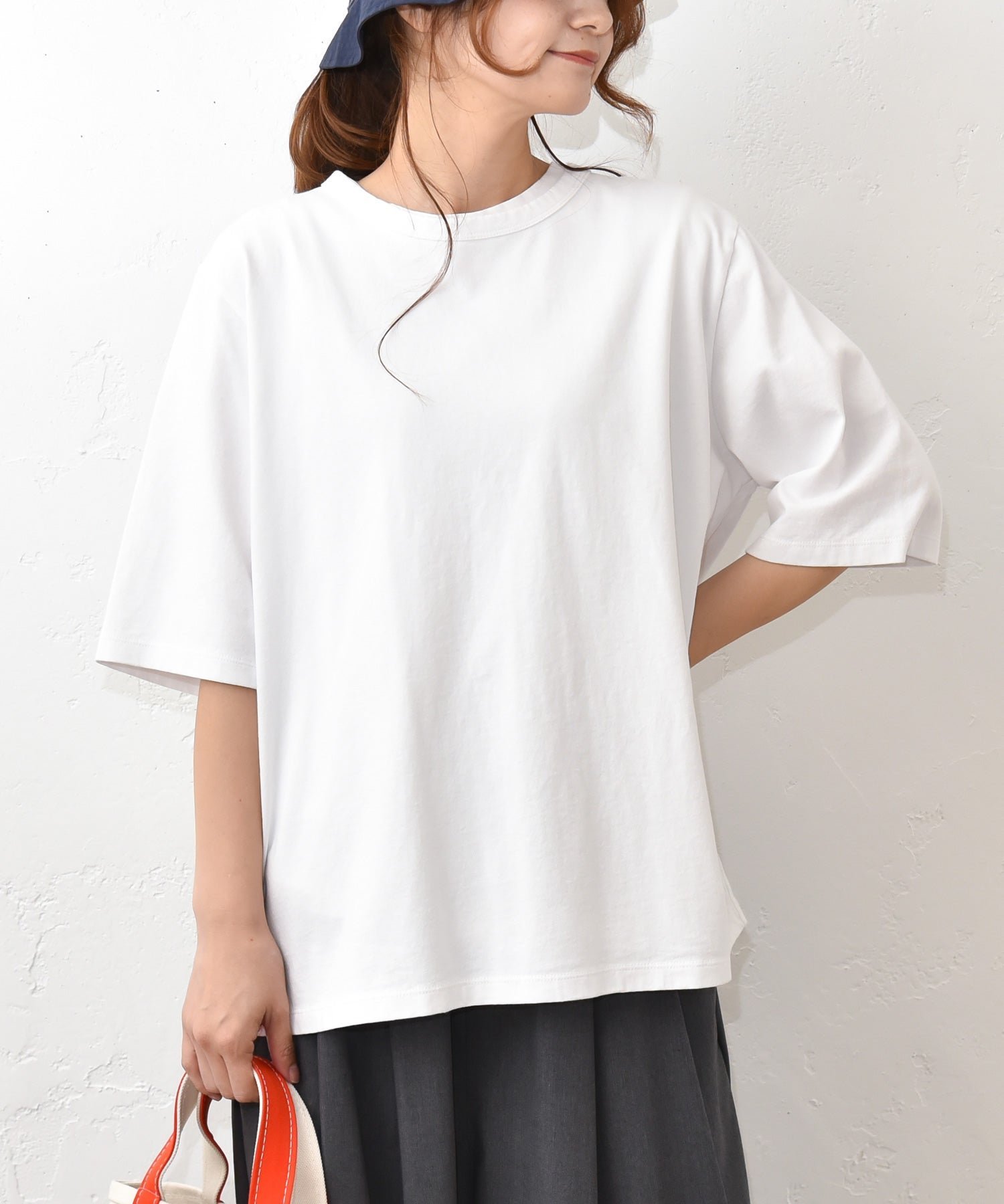 Our. Our.｜ロゴ刺繍 半袖Tee [[C-9062]][C] ハグハグ トップス カットソー・Tシャツ ホワイト レッド ブラック