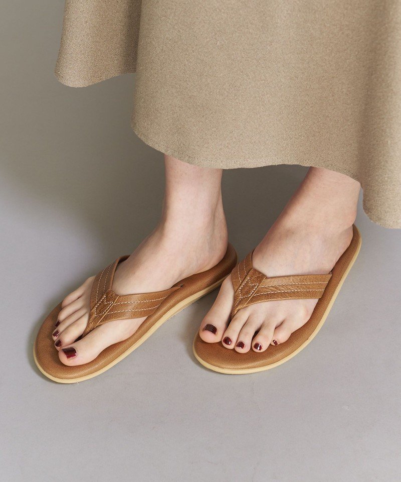 BEAUTY&YOUTH UNITED ARROWS ＜ISLAND SLIPPER＞レザー トングサンダル ビューティー＆ユース　ユナイテッドアローズ シューズ・靴 サンダル ブラウン【送料無料】