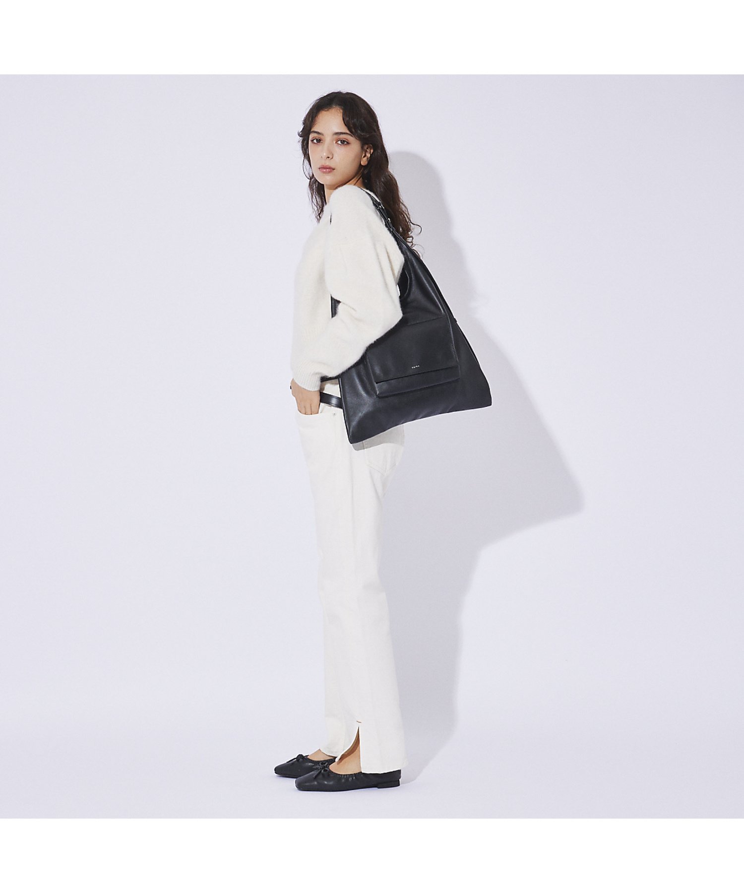 【YArKA/ヤーカ】real leather real leather mul アバハウス バッグ ショルダーバッグ ブラック