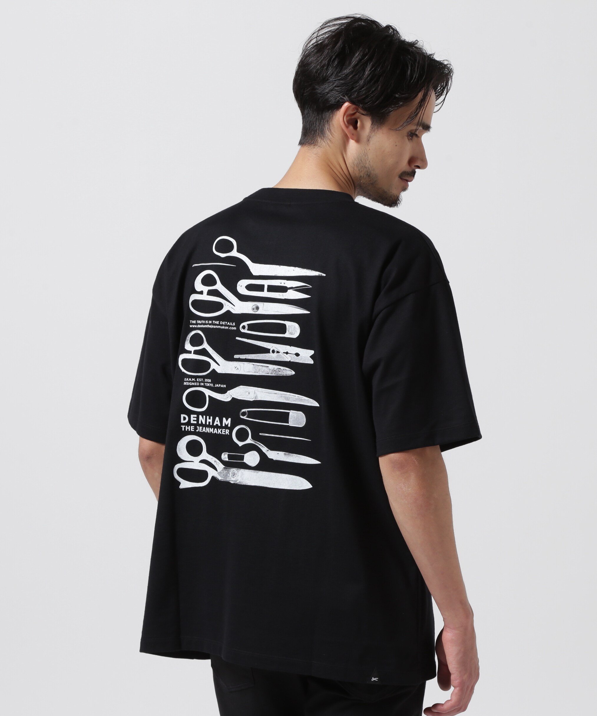 ROYAL FLASH DENHAM/デンハム/TOKYO SCISSORS AND FRIENDS TEE ロイヤルフラッシュ トップス カットソー・Tシャツ ブラック ホワイト【送料無料】