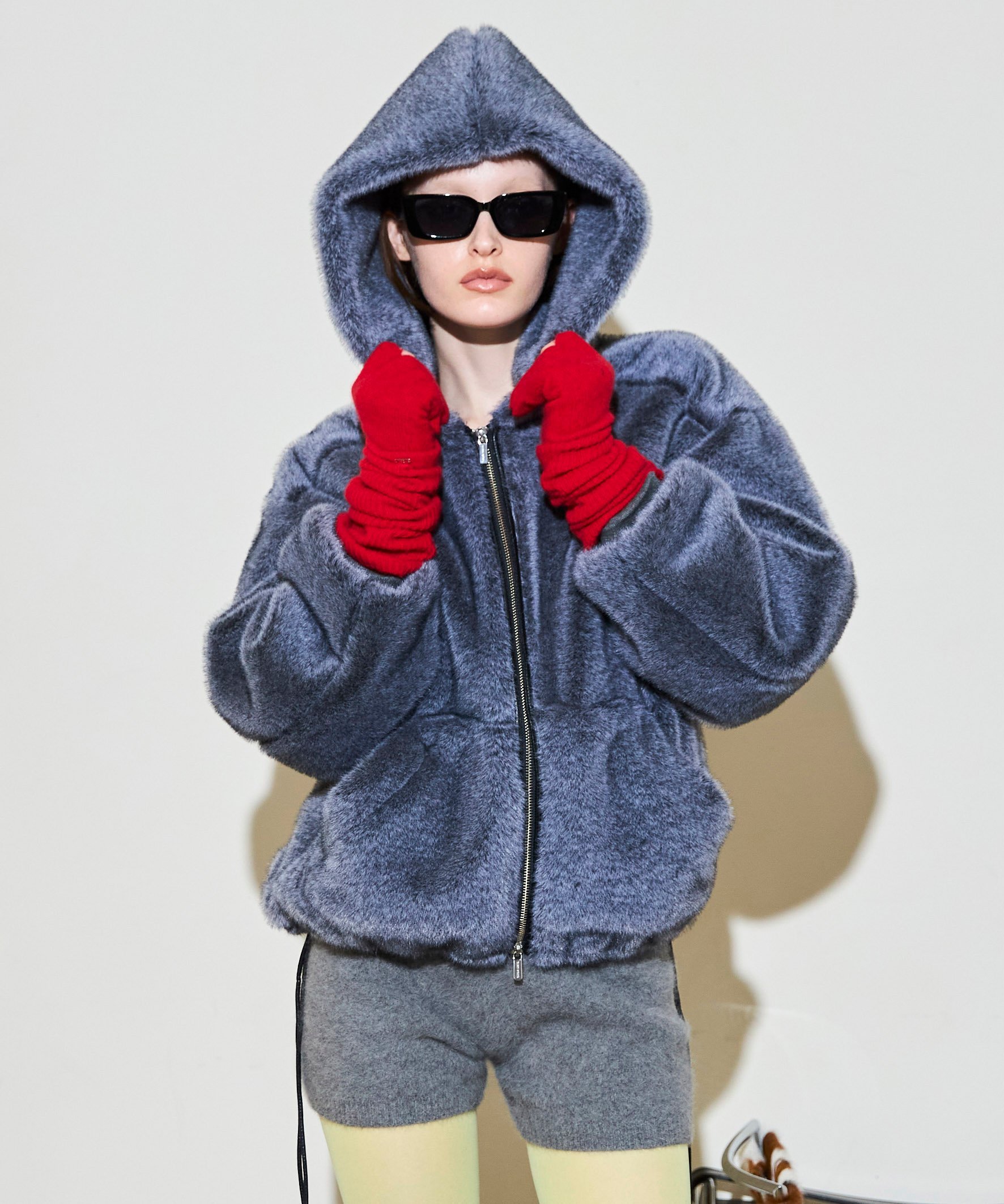 MAISON SPECIAL ファーフーディ メゾンスペシャル ジャケット・アウター その他のジャケット・アウター ブラウン グレー【送料無料】のサムネイル