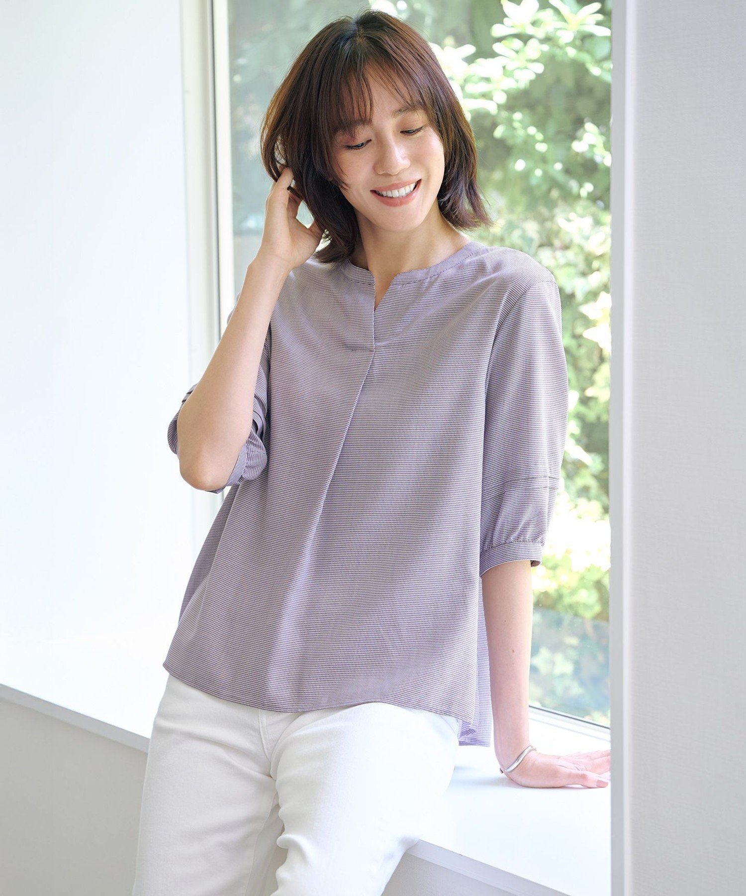 J.PRESS 【洗える】ウォッシャブルキュプラツイル キーネック ブラウス ジェイプレス トップス シャツ・ブラウス パープル ブラック ホワイト