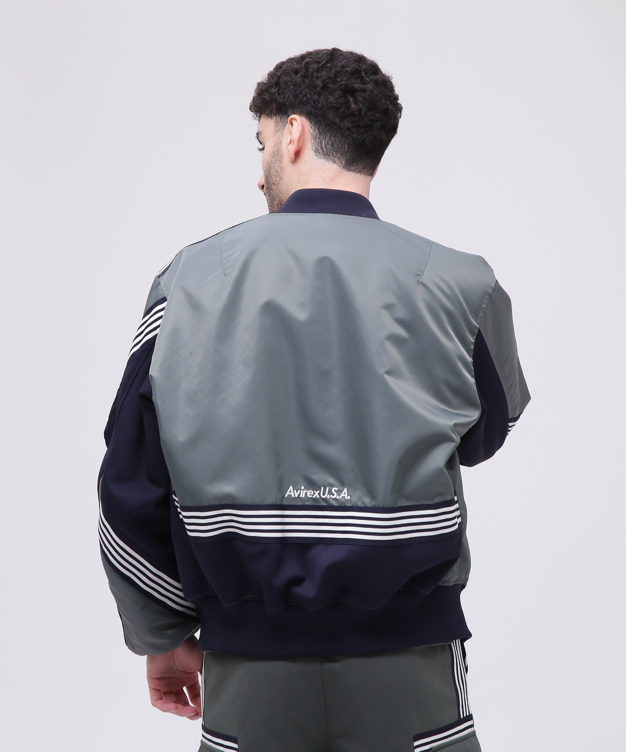 【SALE／40%OFF】AVIREX 《CROSSOVER》MA-1 / MA-1 クロスオーバー / AVIREX / アヴィレックス アヴィレックス ジャケット・アウター ブルゾン・ジャンパー ブラック グリーン【送料無料】