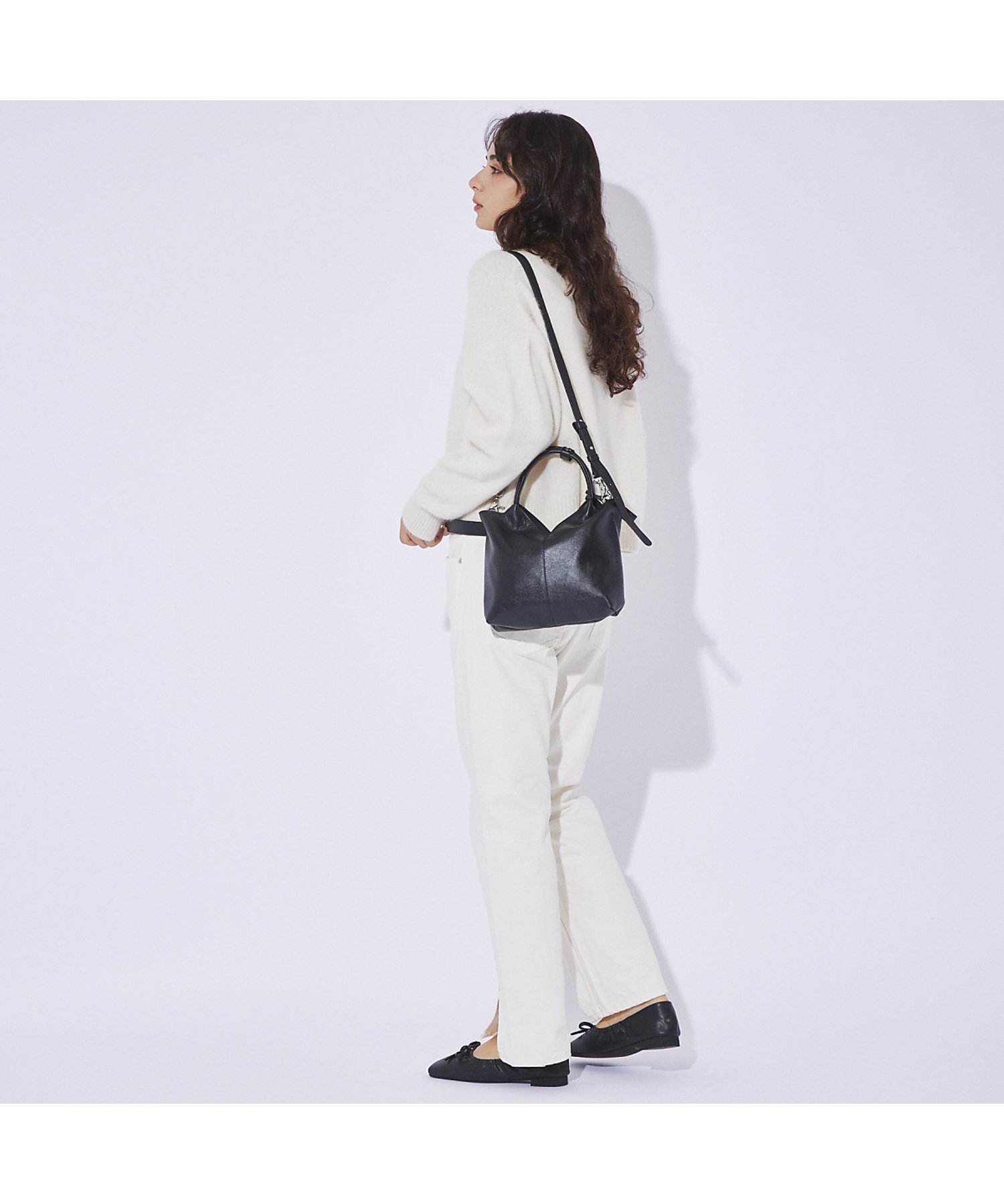 【ARUTEMIKA/アルテミカ】real leather スモール2WAYショ アバハウス バッグ ショルダーバッグ ブラック