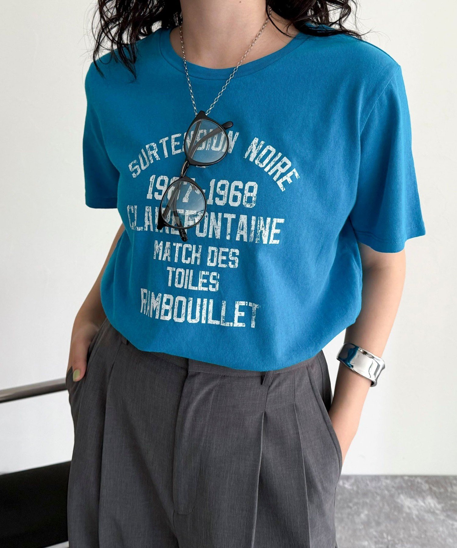 【SALE／30%OFF】fredy emue ヴィンテージライクピグメントTシャツ フレディ アンド グロスター トップス カットソー・Tシャツ ホワイト ブラウン レッド【送料無料】
