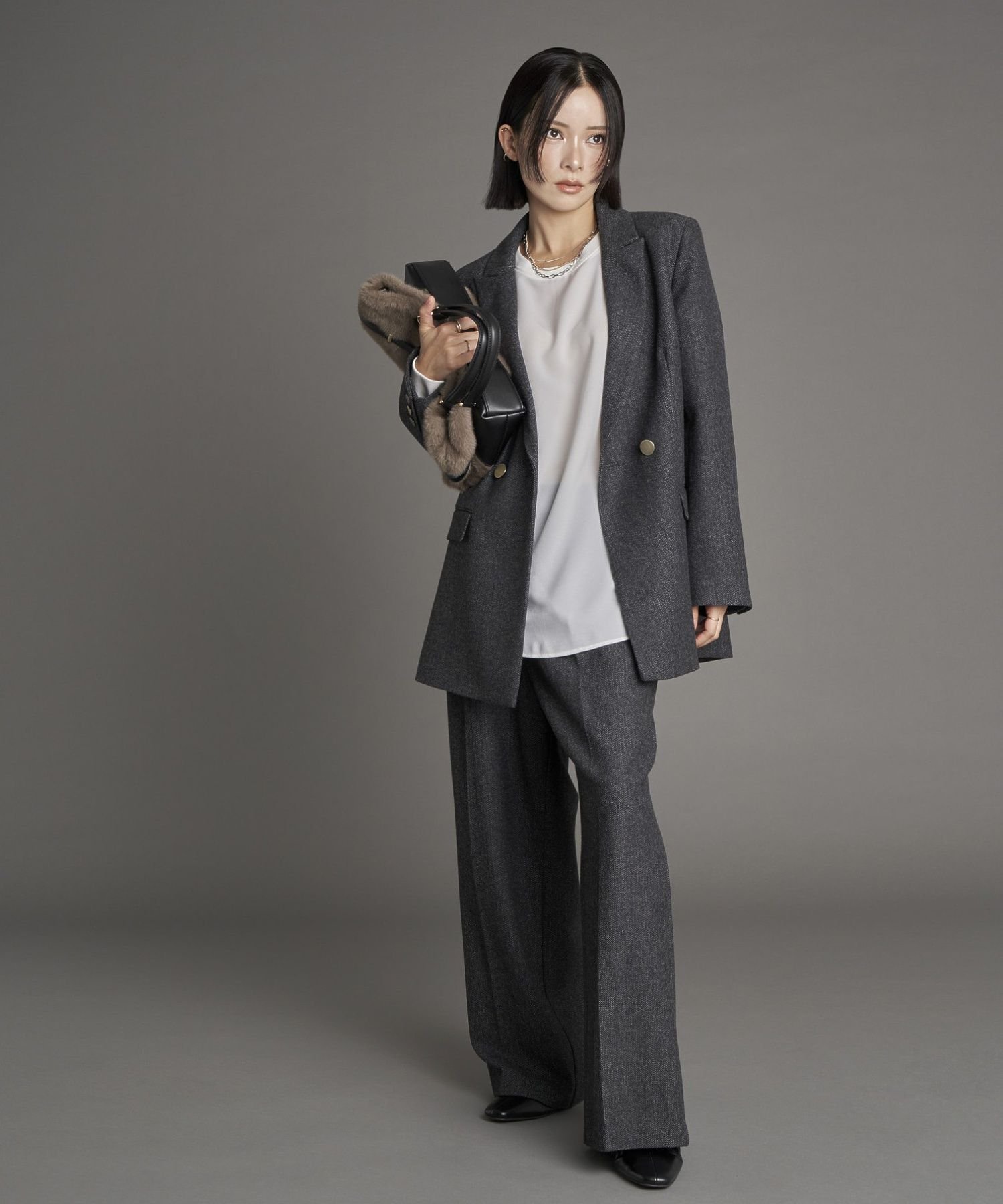 YECCA VECCA 【尾崎紗代子×YECCA VECCA】ツイードストレートパンツ イェッカヴェッカ パンツ その他のパンツ グレー ブラウン【送料無料】