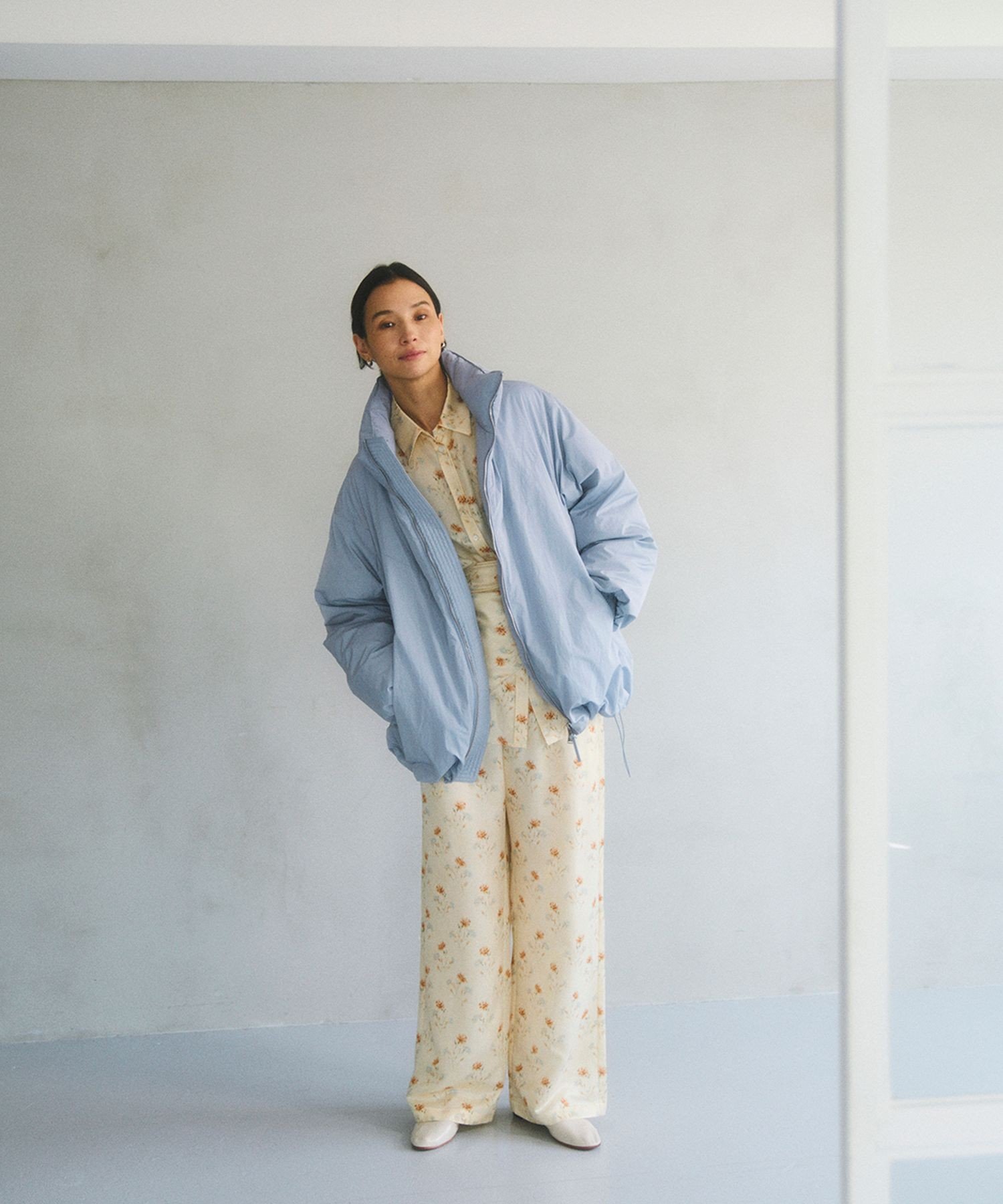 SALON adam et rope' VINTAGE FLOWERプリントパンツ サロン アダム エ ロペ パンツ その他のパンツ ベージュ