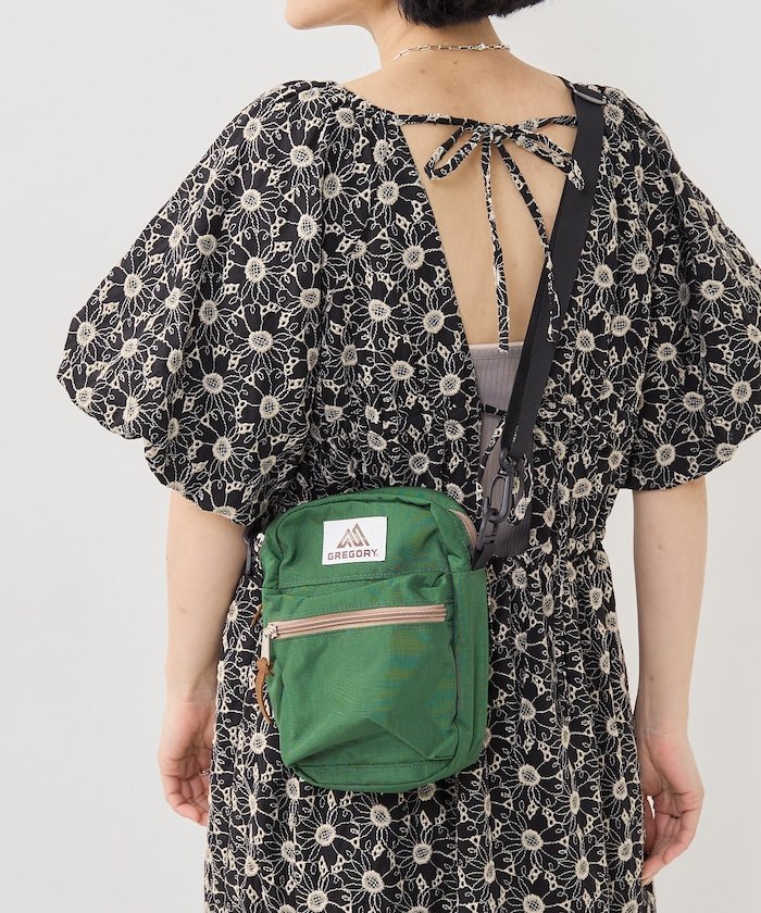 驚きの価格 △旧タグ 美品!!!△ FLOWER SIERA SHOULDER OUT BOX 驚きの価格 △旧タグ 美品!!!△ FLOWER SIERA SHOULDER OUT BOX
