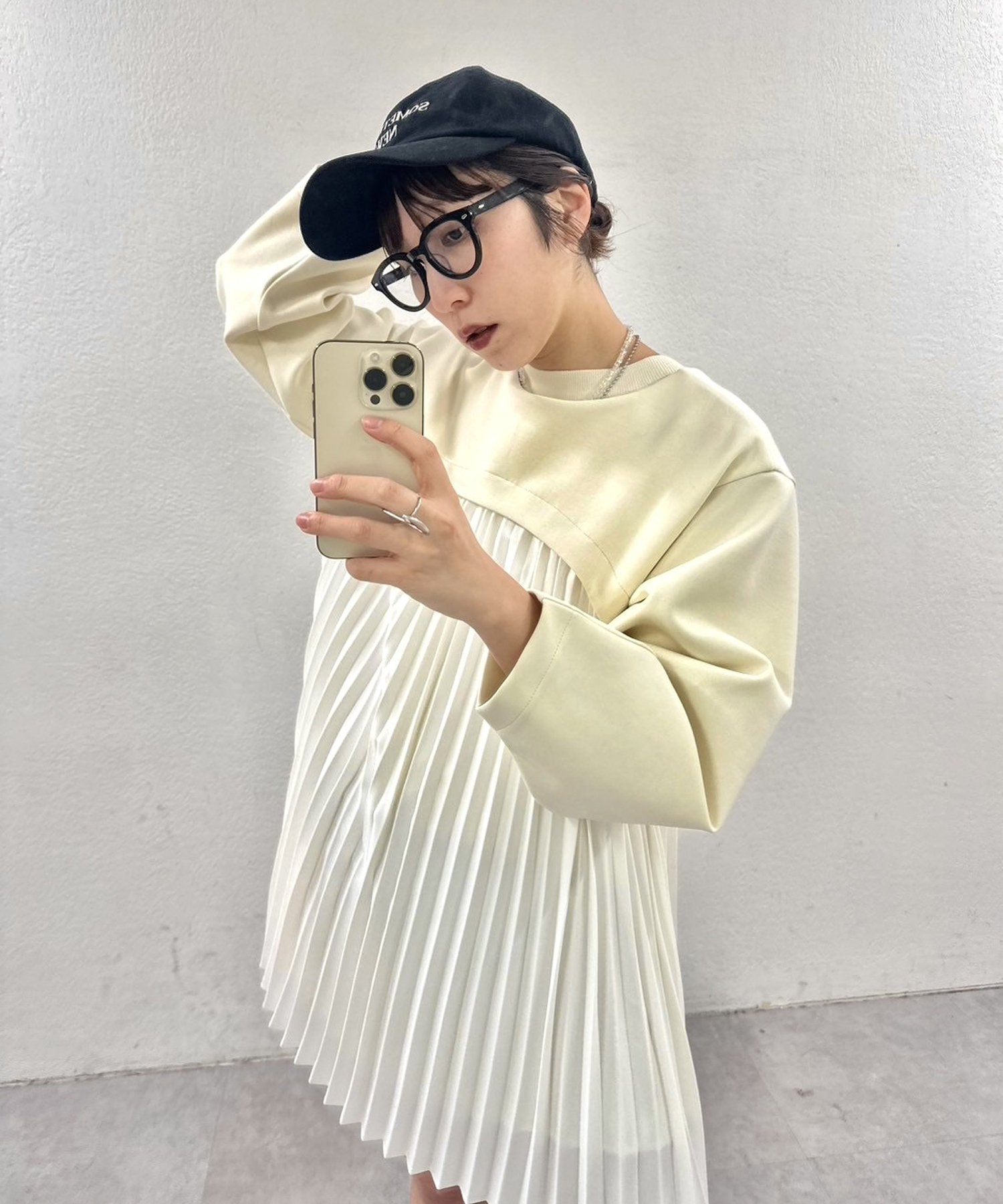 【SALE／61%OFF】PAL GROUP OUTLET 【mystic】プリーツ切り替えミニワンピース パル グループ アウトレット ワンピース・ドレス その他のワンピース・ドレス ホワイト グレー【送料無料】のサムネイル