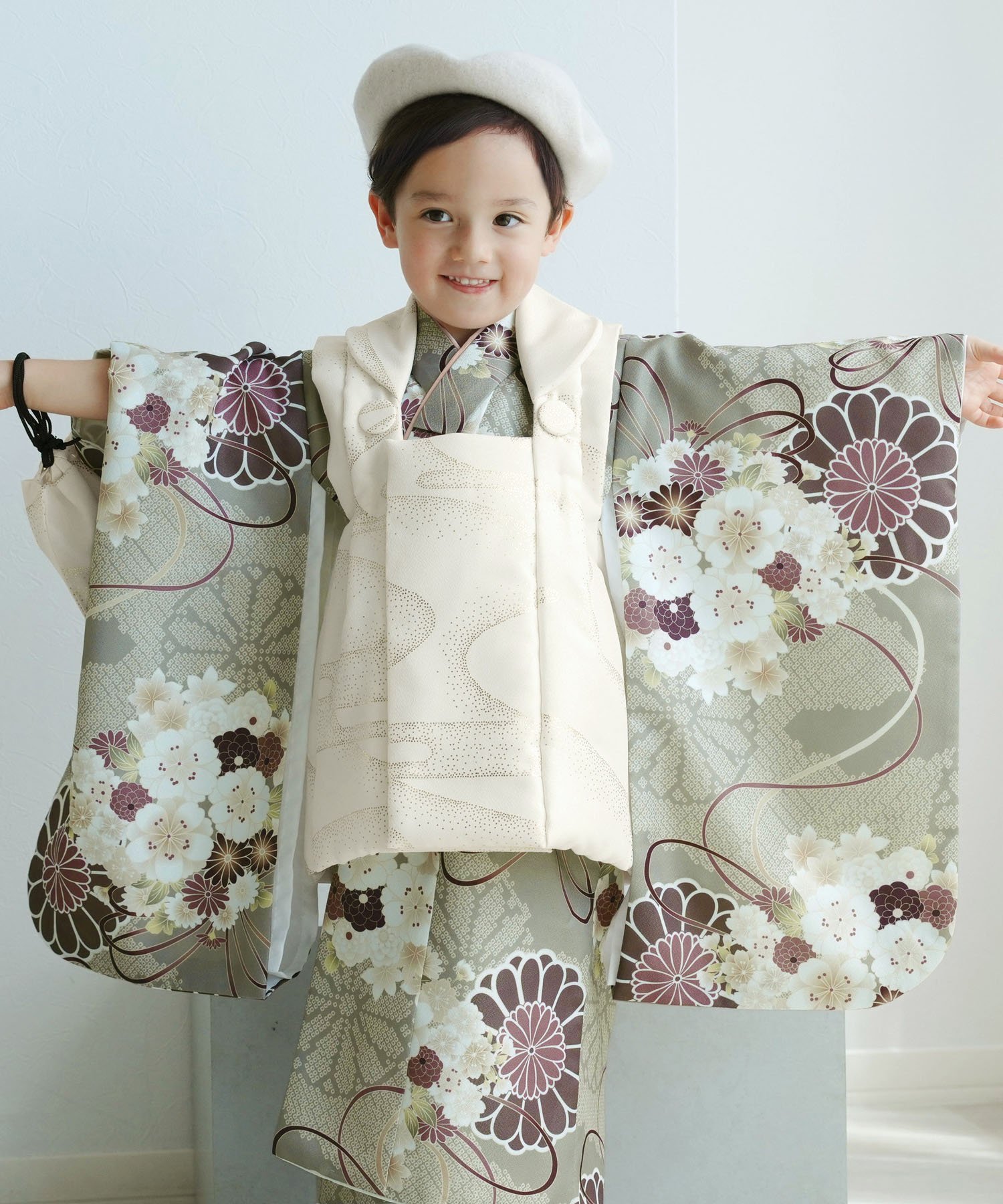 ひよこ商店 ひよこ商店 七五三 着物 3歳 男の子 被布フルセット クリーム金彩*翡翠菊重ね ウタタネ 着物・浴衣・和装小物 着物【送料無料】 2