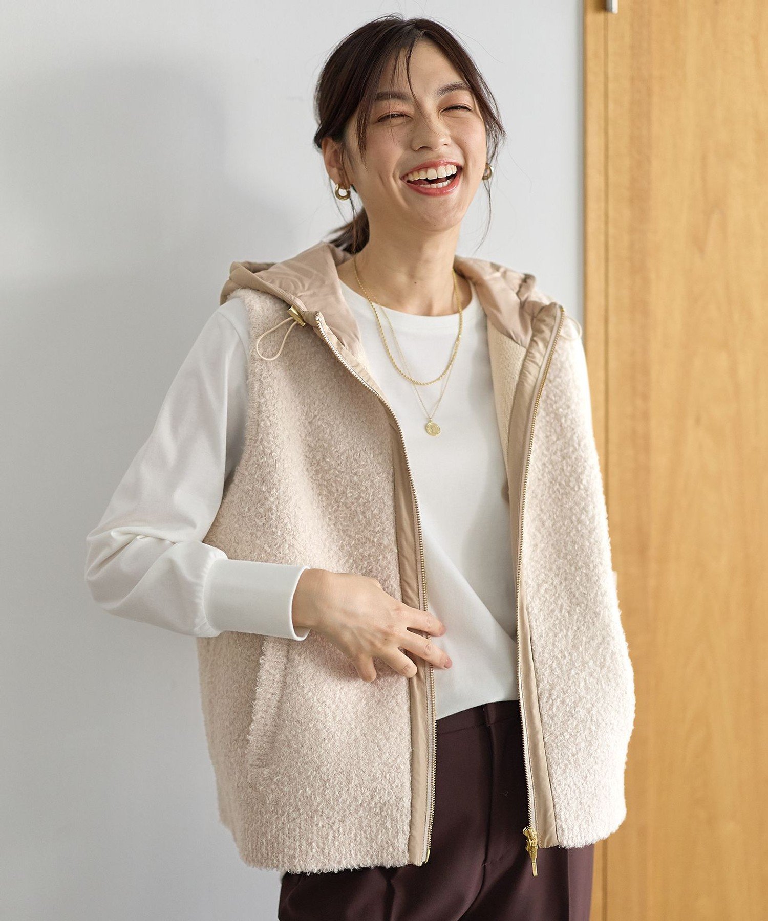 ANY 【手洗い可】キルトコンビベスト エニィ ジャケット・アウター その他のジャケット・アウター ベージュ【送料無料】のサムネイル