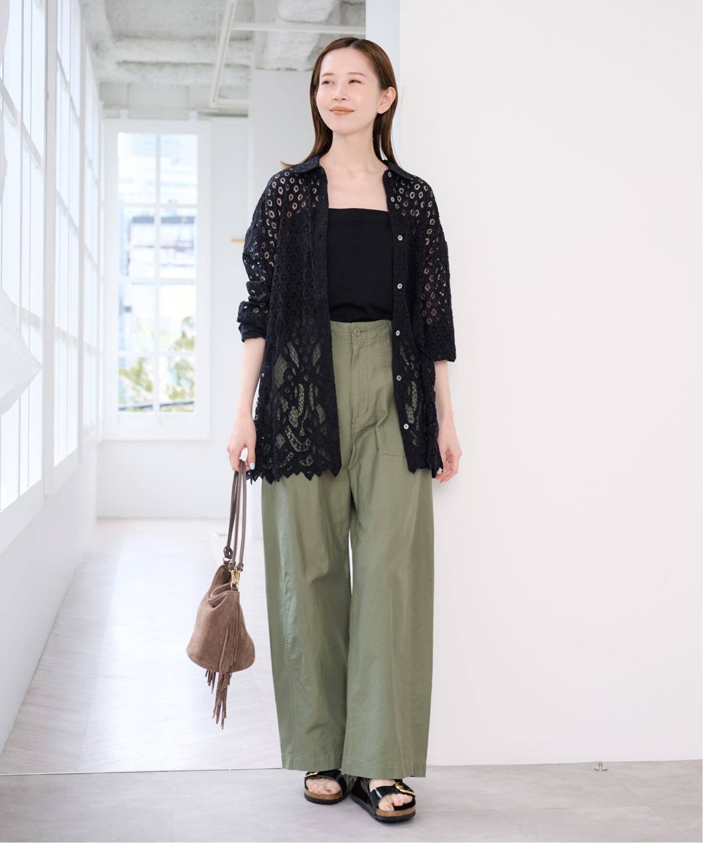 U by SPICK&SPAN スカラレースオーバーシャツ ユーバイスピックアンドスパン トップス シャツ・ブラウス ホワイト ブラック