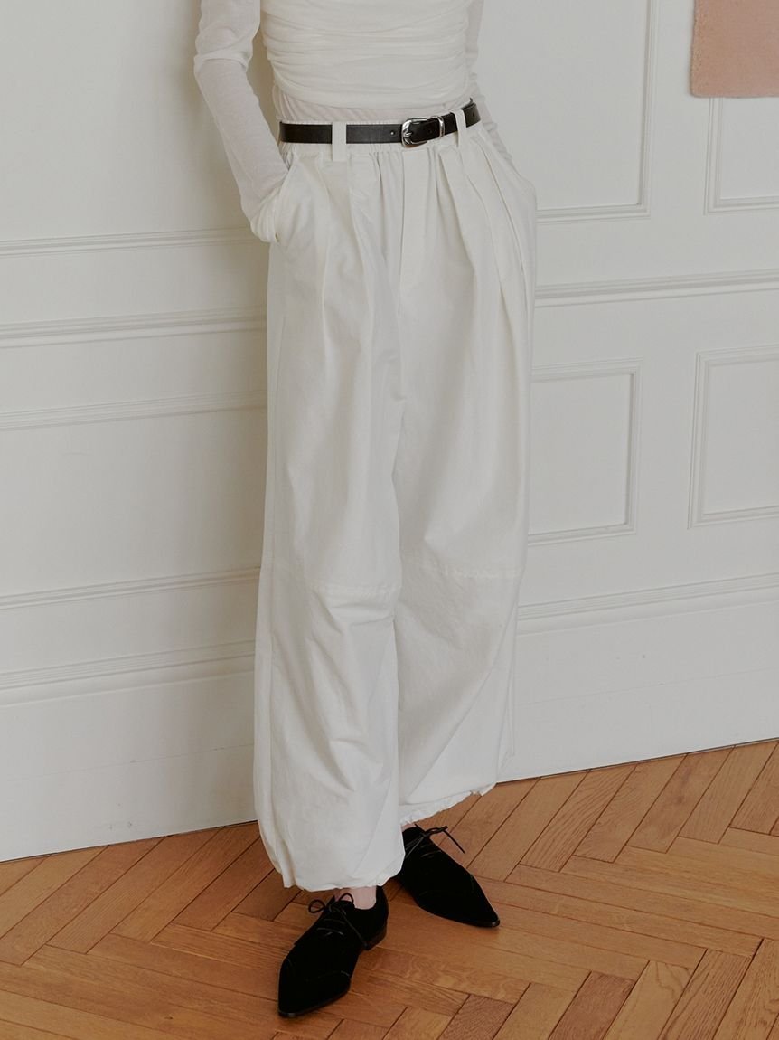 MIESROHE ユーティリティー3タックワイドパンツ ミースロエ パンツ その他のパンツ ベージュ ブラック ホワイト