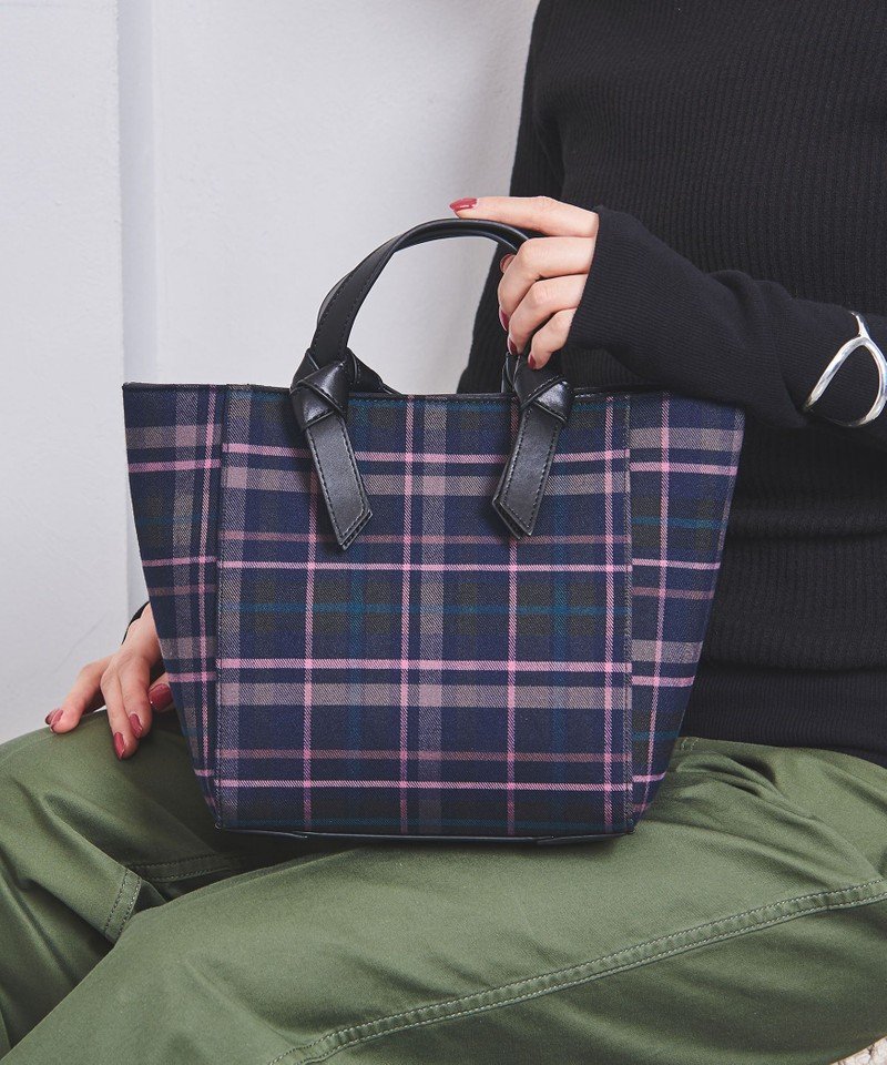 UNITED ARROWS(ユナイテッドアローズ)のトートバッグ UNITED ARROWS(ユナイテッドアローズ)のトートバッグ