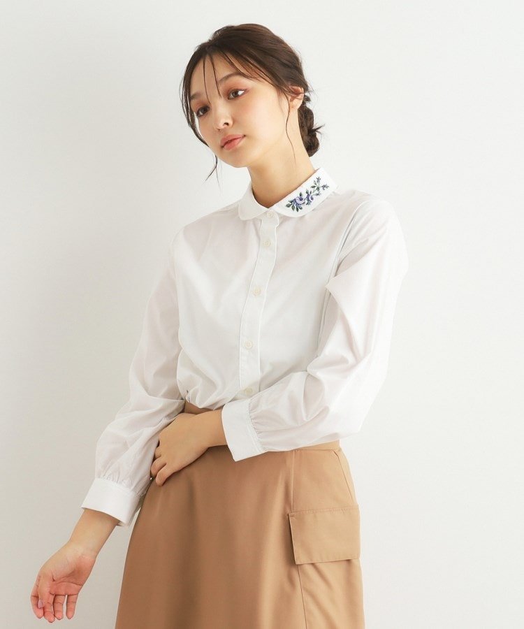 LAURA ASHLEY 【襟刺繍】ラウンドカラーブラウス ローラ アシュレイ トップス シャツ・ブラウス ベージュ ホワイト