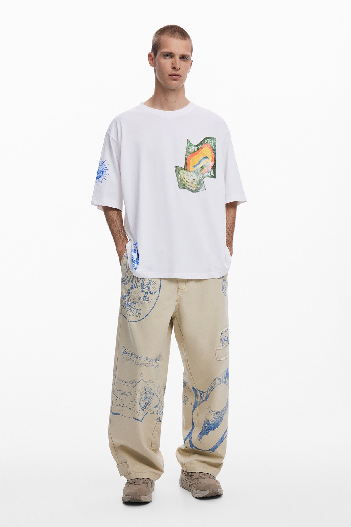 アーティープリントTシャツ デシグアル トップス カットソー・Tシャツ ホワイト