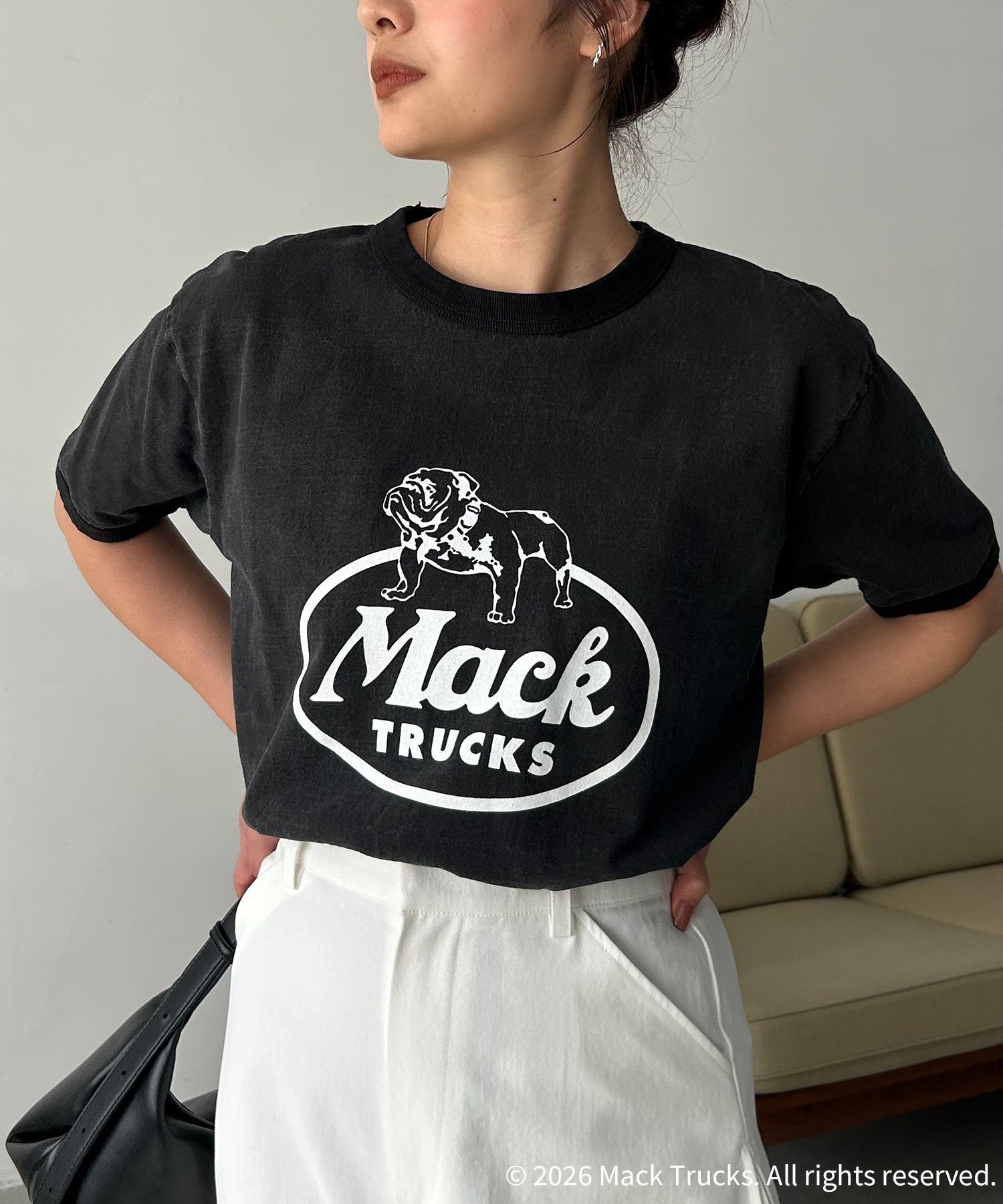 CAPRICIEUX LE'MAGE ＜GOOD ROCK SPEED＞MACK TRUCKS Tシャツ カプリシュ　レマージュ トップス カットソー・Tシャツ ブラック【送料無料】