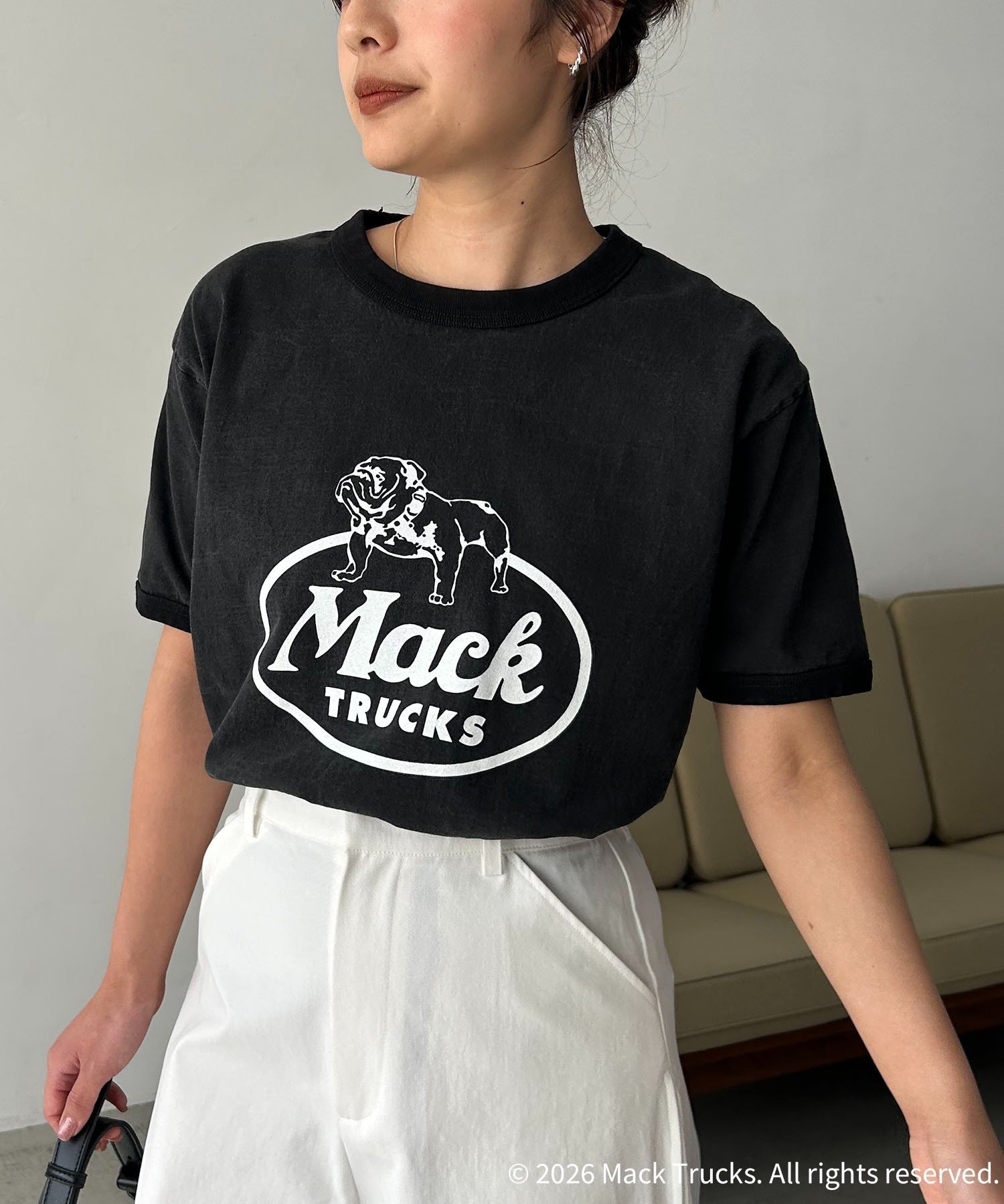 CAPRICIEUX LE'MAGE ＜GOOD ROCK SPEED＞MACK TRUCKS Tシャツ カプリシュ　レマージュ トップス カットソー・Tシャツ ブラック【送料無料】