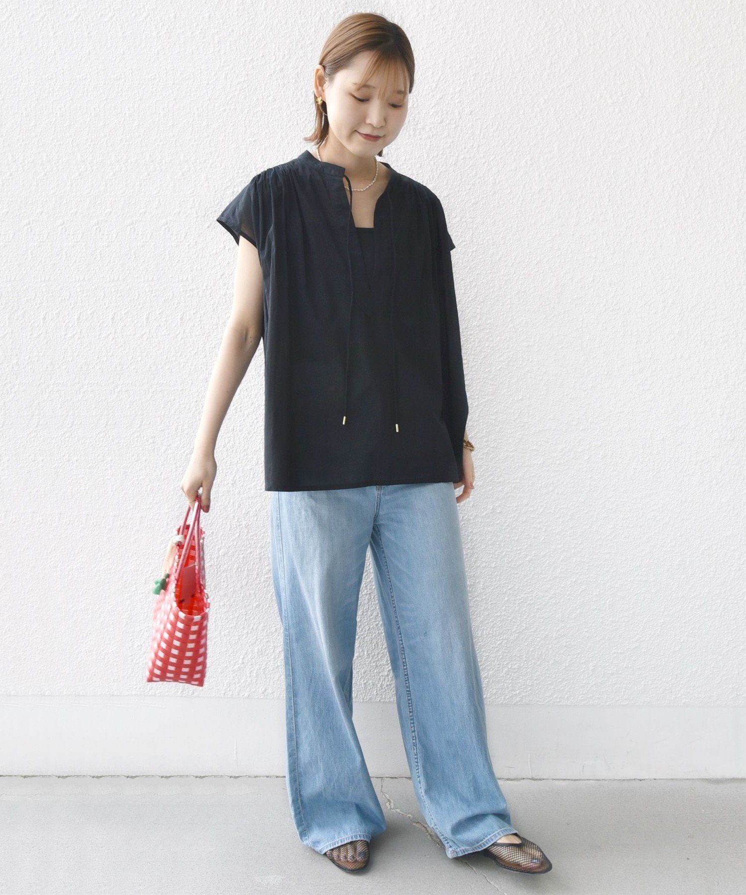 【SALE／60%OFF】SHIPS WOMEN ＜手洗い可能＞スキッパー タック フレンチ スリーブ ブラウス シップス トップス シャツ・ブラウス レッド ブラック【送料無料】