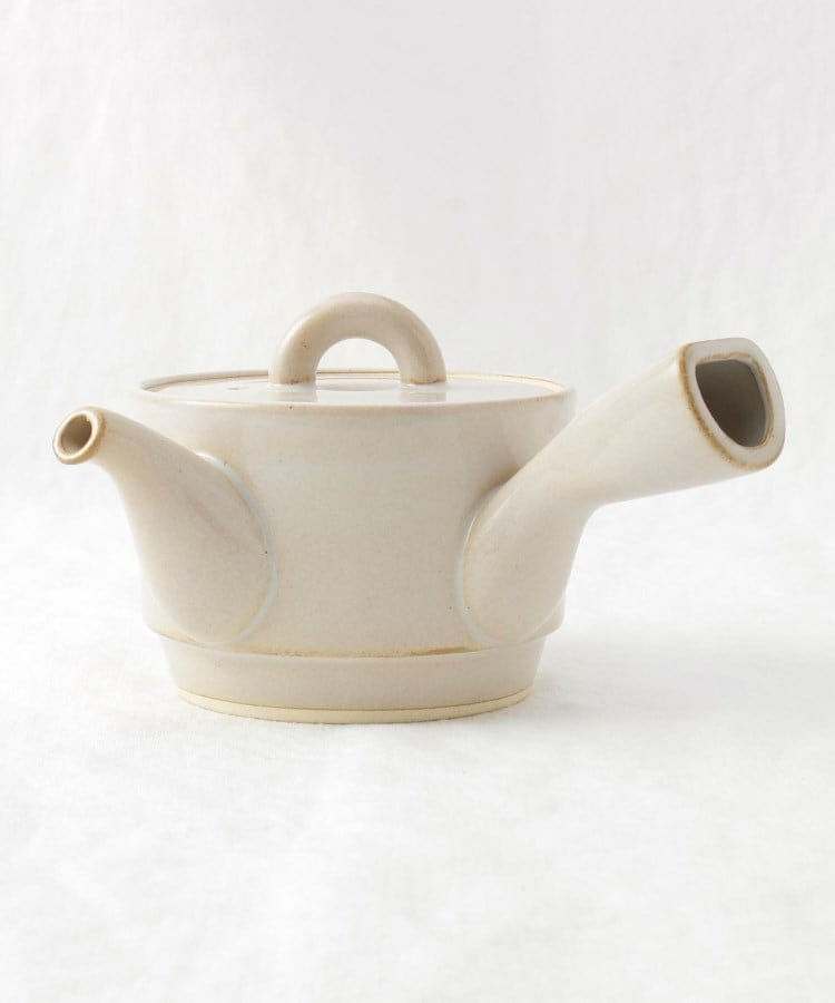212 KITCHEN STORE 波佐見焼 土もの急須 白 ＜ハレとケ＞ トゥーワントゥーキッチンストア 食器・調理器具・キッチン用品 その他の食器・調理器具・キッチン用品【送料無料】 stylife-15252939 Rakuten Fashion サンプル画像3