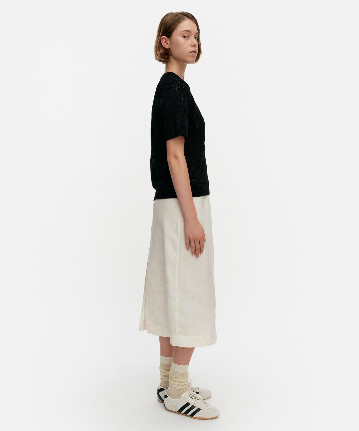 Vilkkuu Unikko ニット マリメッコ トップス ニット ブラック
