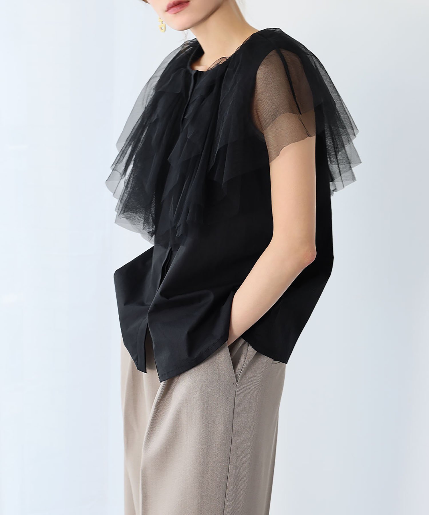 【SALE／18%OFF】ELFRANK チュールラッフルカラーブラウス【洗える】 リバーフィールド アンド コー トップス シャツ・ブラウス ブラック【送料無料】