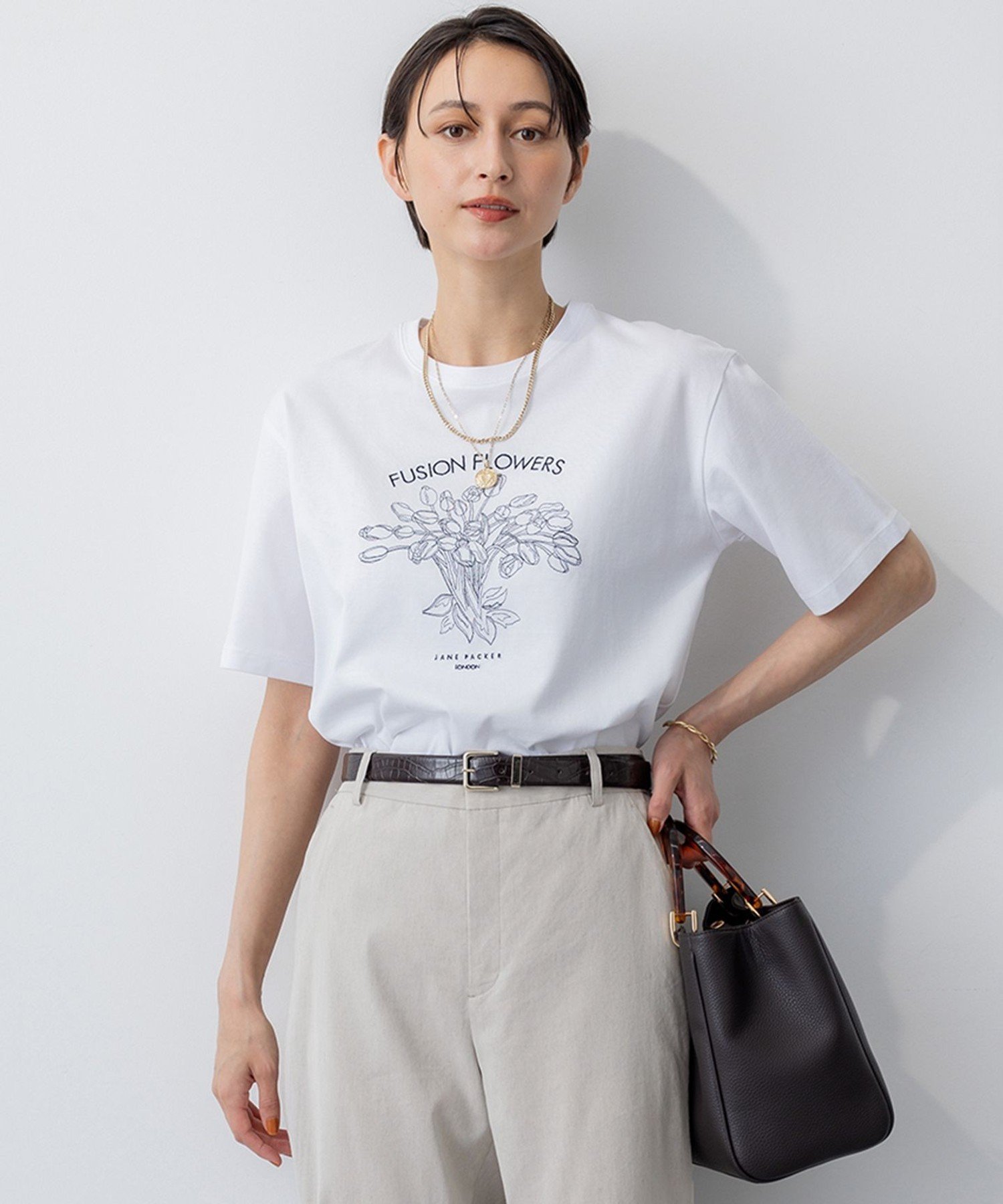 23区 S JANE PACKERコラボ フラワー刺繍 Tシャツ ニジュウサンク トップス カットソー・Tシャツ グレー ブラウン ホワイト