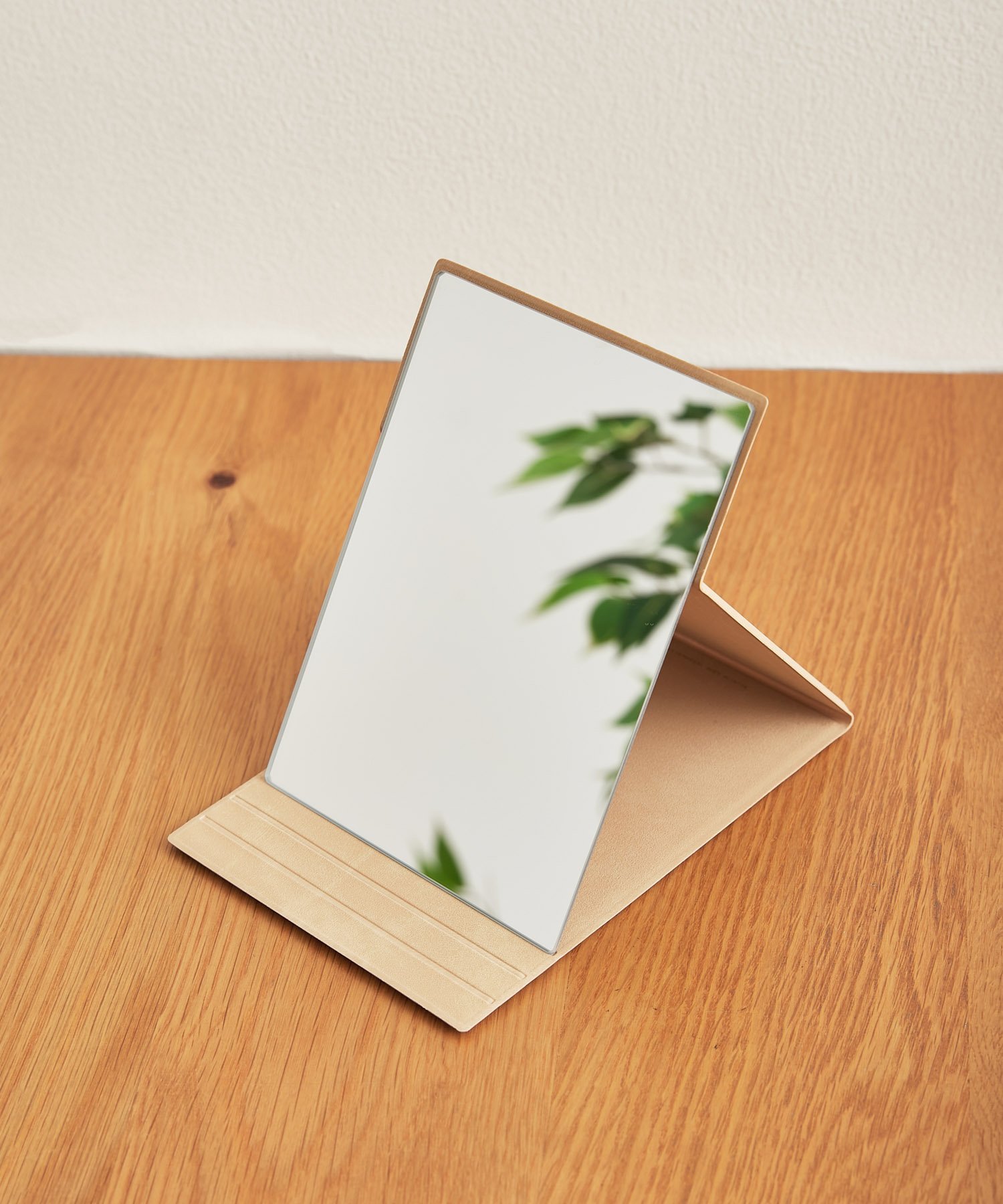 URBAN RESEARCH DOORS HORIUCHI MIRROR ナピュア フォールディングミラー M アーバンリサーチドアーズ ファッション雑貨 その他のファッション雑貨 ベージュ