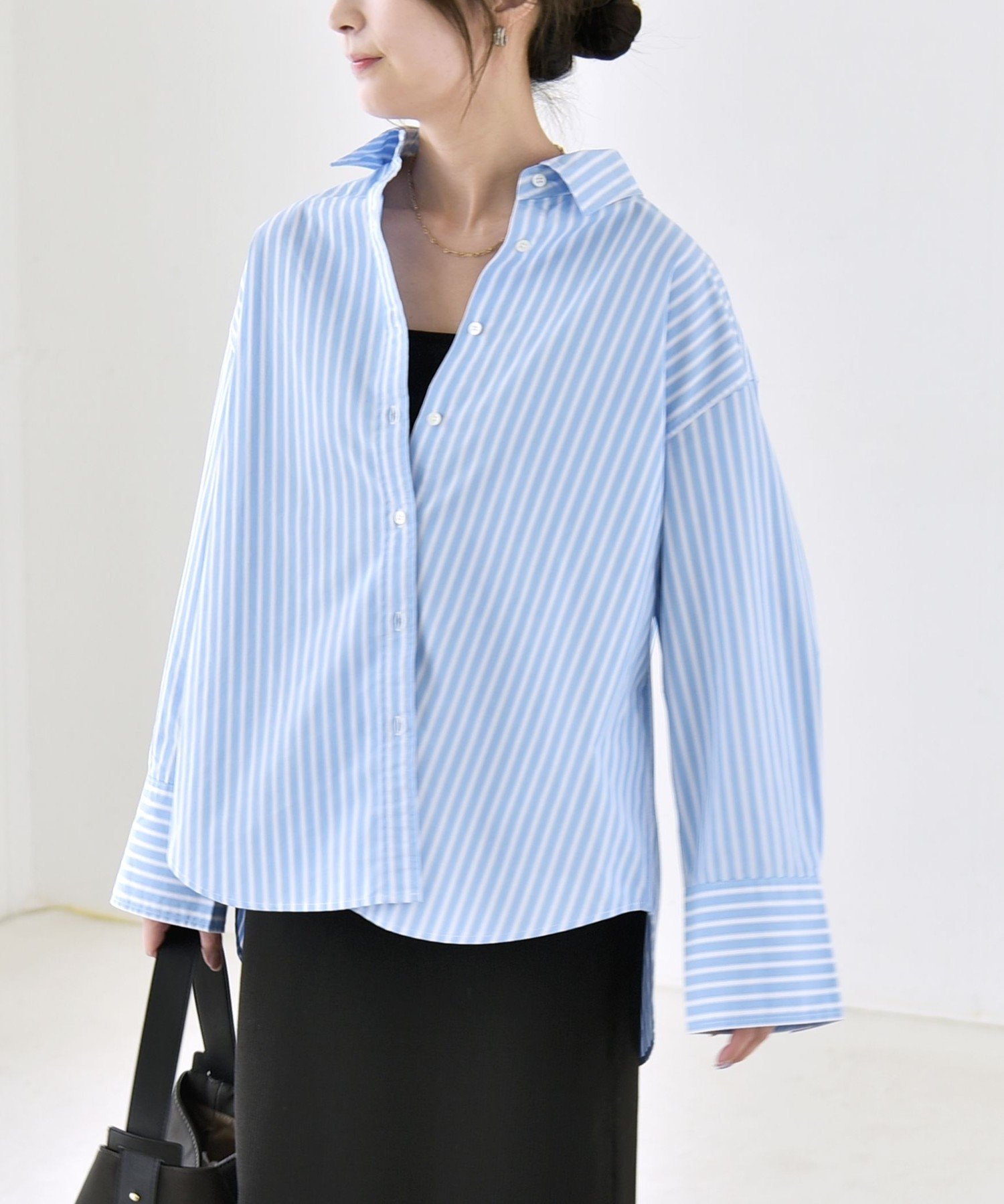 quaranciel 《予約》quaranciel:＜UVカット/洗濯機可能＞UNITO plus レギュラーカラー ルーズ シャツ シップス トップス シャツ・ブラウス ホワイト ネイビー
