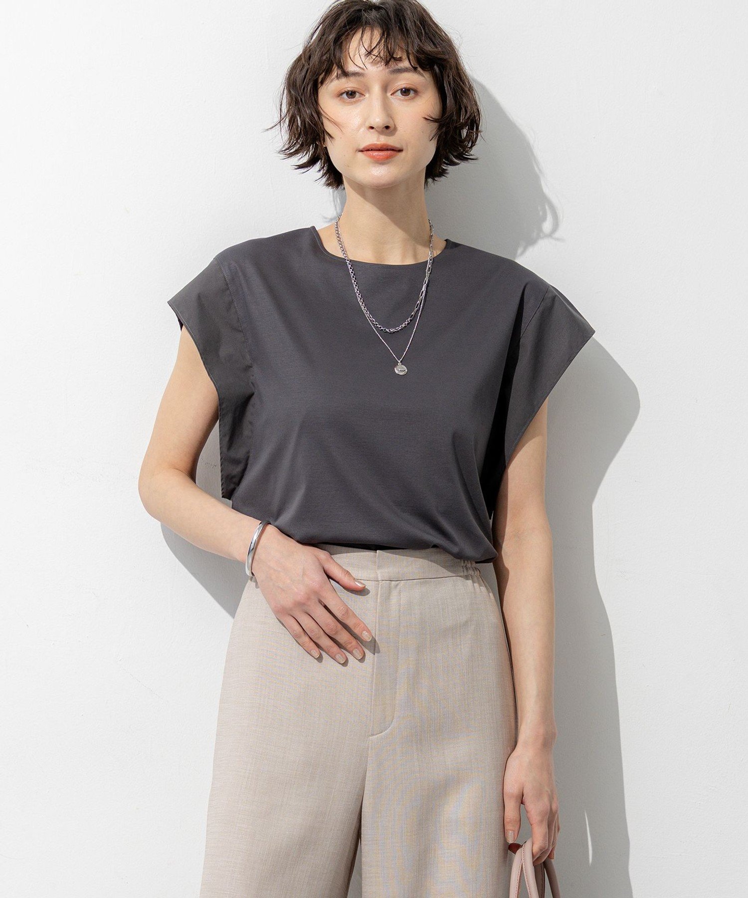 23区 L スムースデザイン タフタスリーブ カットソー ニジュウサンク トップス カットソー・Tシャツ グレー ホワイト レッド ブラック