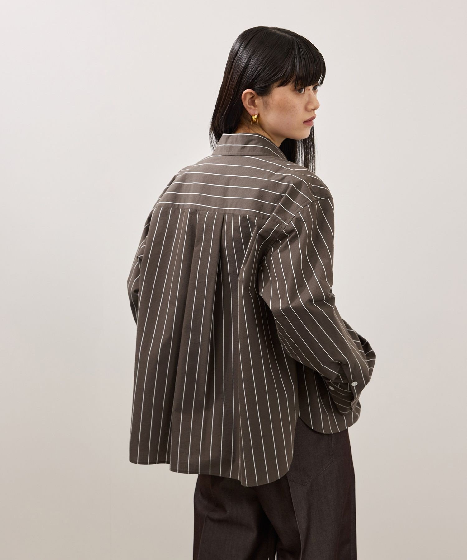 NALIYAショートシャツ アダムエロペ トップス シャツ・ブラウス ベージュ