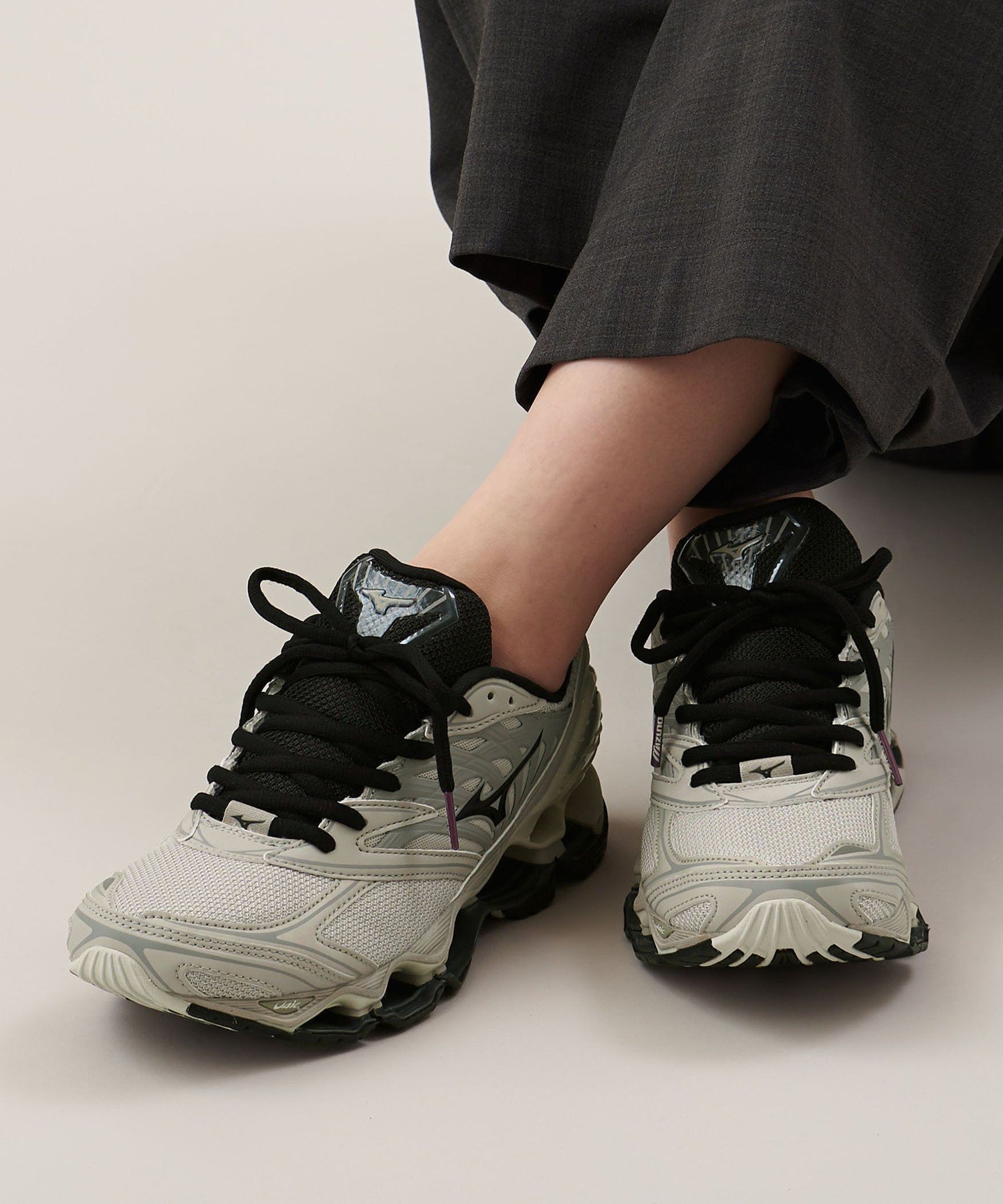ODETTE E ODILE ＜MIZUNO＞WAVE PROPHECY LS 03 オデット エ オディール シューズ・靴 スニーカー グレー【送料無料】