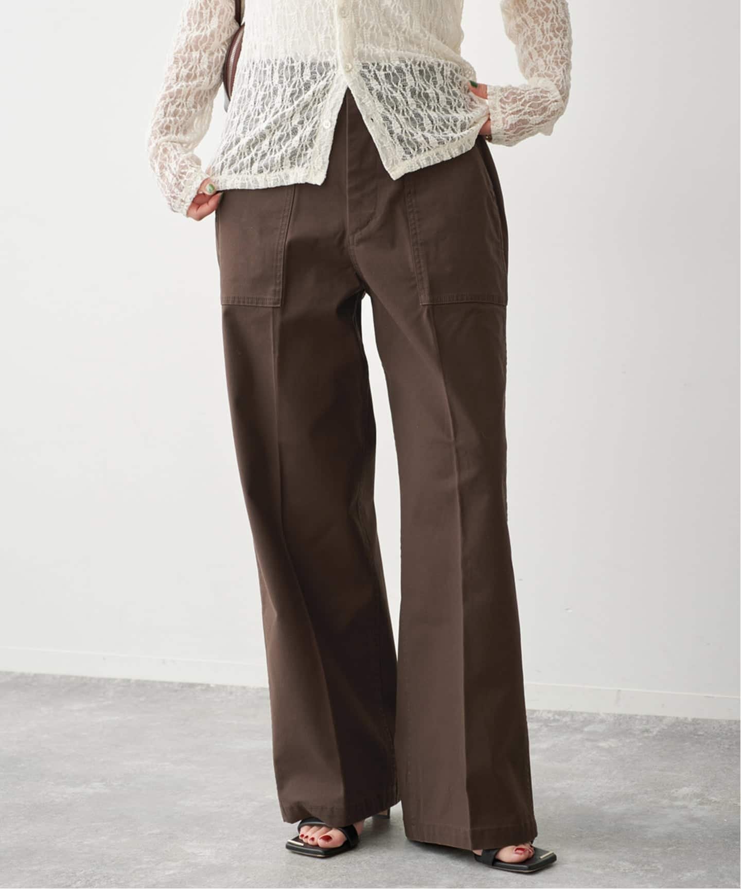 Spick & Span 《WEB限定カラー有り / 予約》バックサテンストレッチベイカーパンツ スピックアンドスパン パンツ カーゴパンツ ブラウン カーキグリーン ベージュ