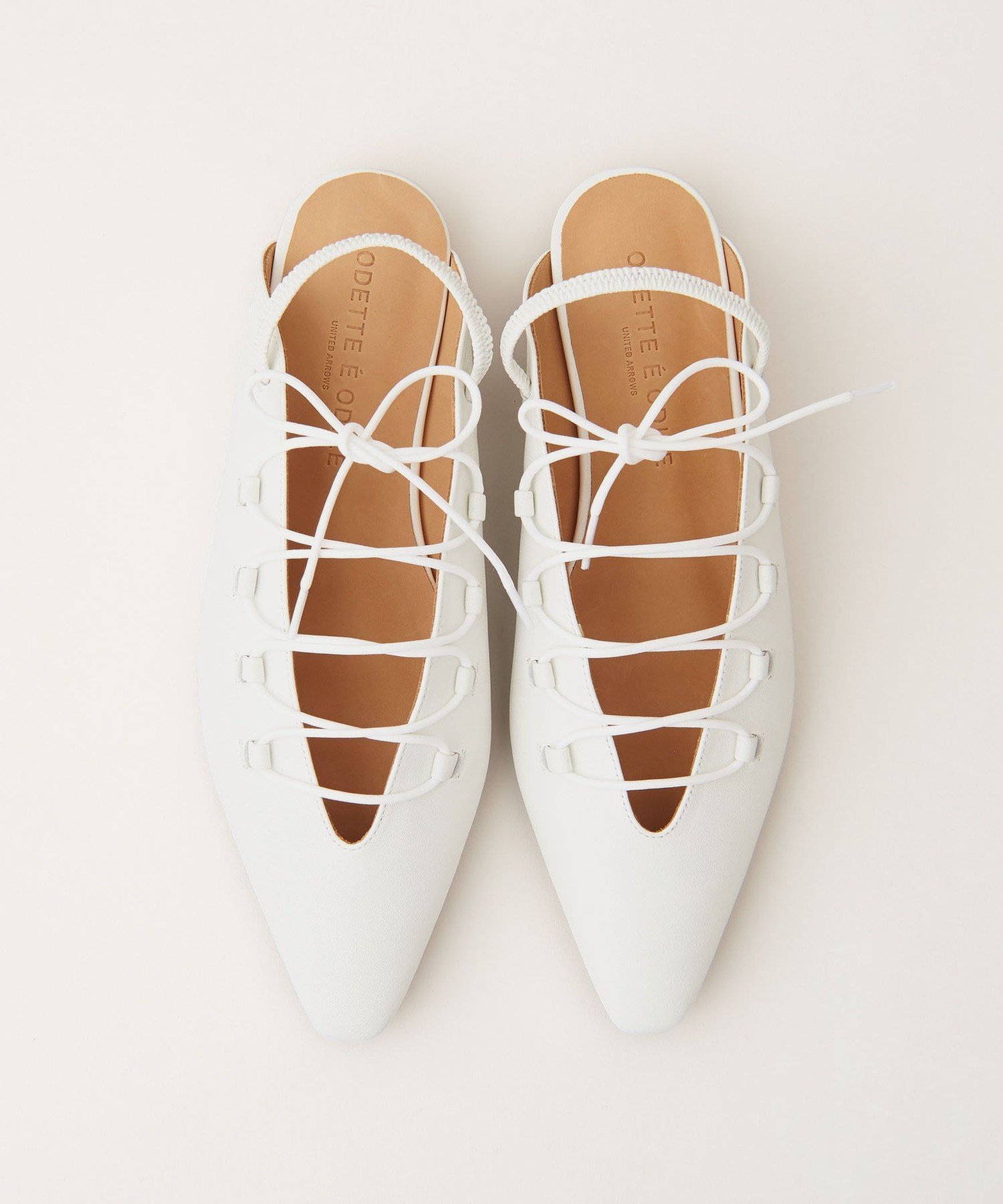 Odette e Odile レースアップバックベルト フラット10↑ オデット エ オディール シューズ・靴 パンプス ホワイト ゴールド ブラック ベージュ【送料無料】のサムネイル