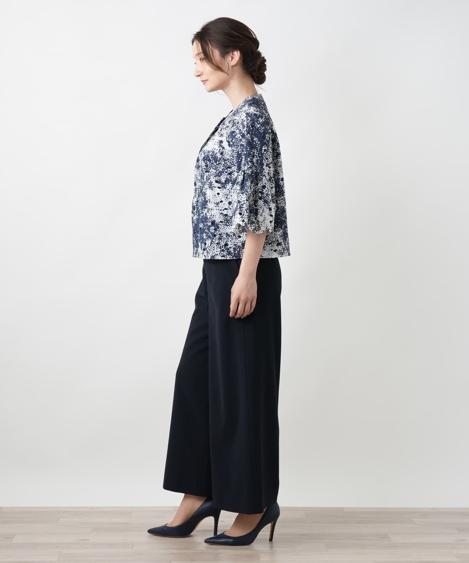 Leilian 【店舗人気】フレアスリーブレースブラウス レリアン トップス シャツ・ブラウス ネイビー
