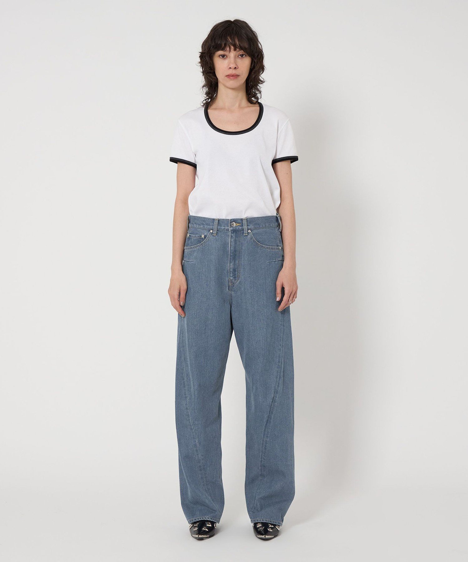 【SALE／60%OFF】ASTRAET ＜ASTRAET＞ TORSADE デニムパンツ UNISEX ユナイテッドアローズ パンツ ジーンズ・デニムパンツ ブルー【送料無料】