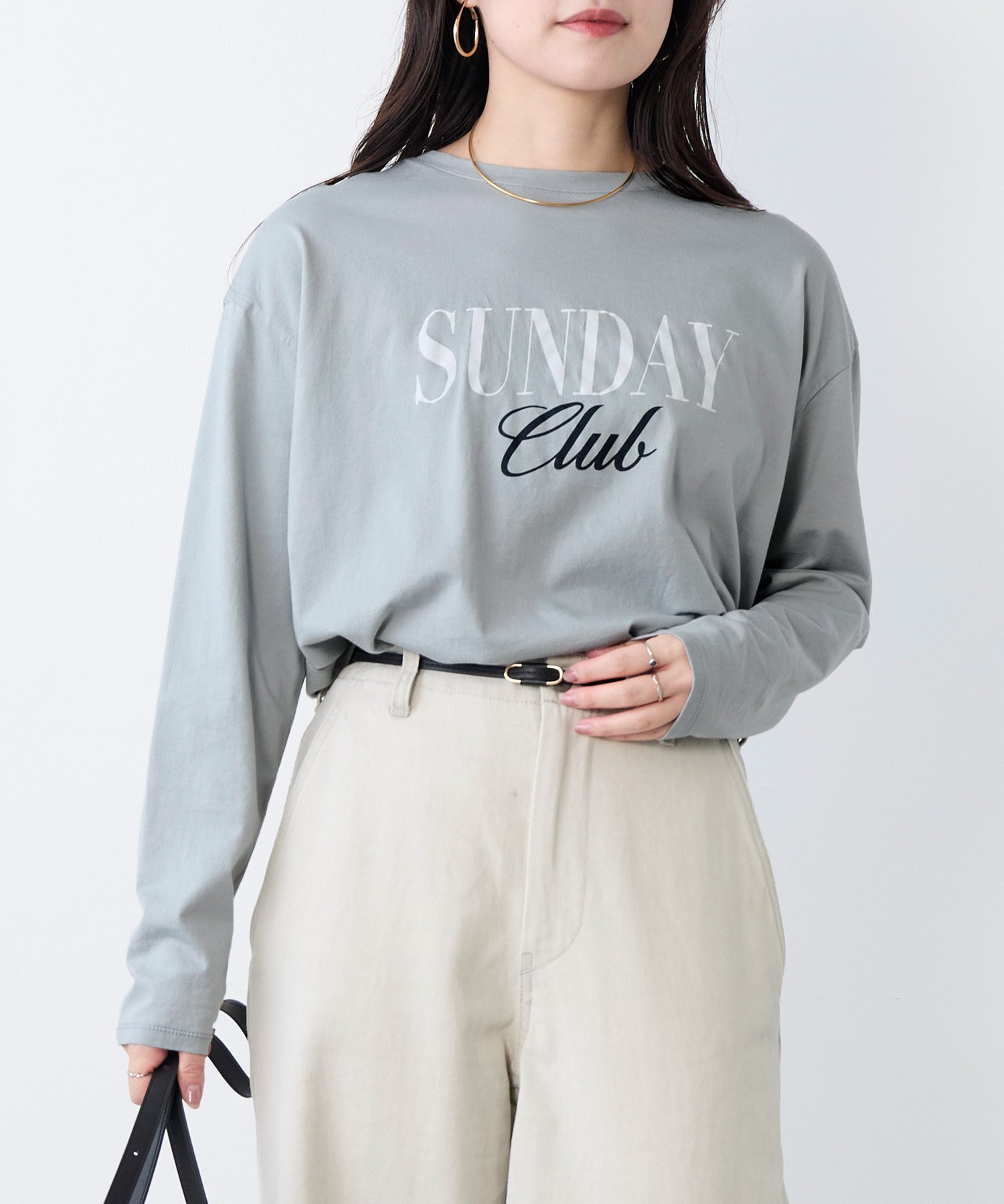 MICA&DEAL 接触冷感-"SUNDAY Club"ロゴロングTシャツ マイカアンドディール トップス カットソー・Tシャツ ホワイト ネイビー ブルー