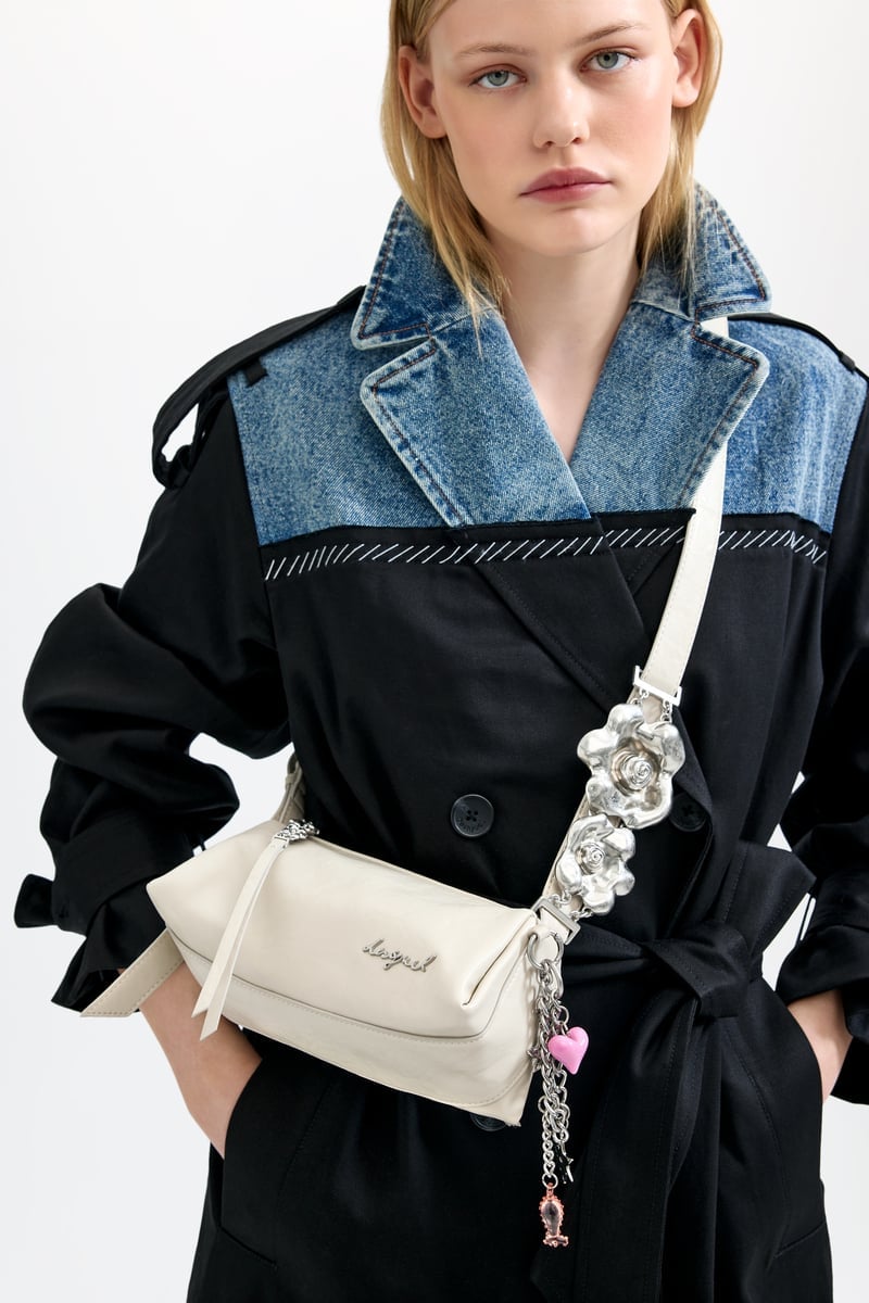 Desigual メタルフラワーコンパクトショルダーバッグ デシグアル バッグ ショルダーバッグ ホワイト【送料無料】