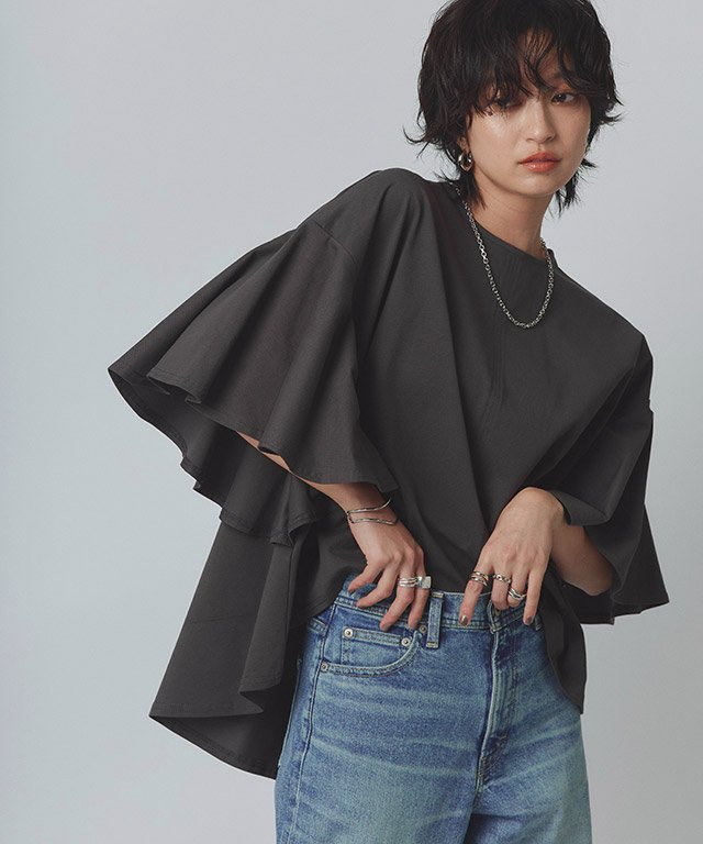 RASW [RASW]オーバーフリルTシャツ ピエロ トップス カットソー・Tシャツ ホワイト グレー