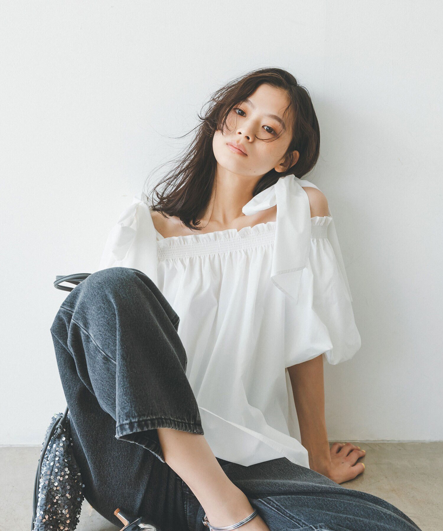 NATURAL BEAUTY BASIC オフショルリボンブラウス ナチュラルビューティベーシック トップス シャツ・ブラウス ホワイト ブラック ブルー オレンジ【送料無料】のサムネイル