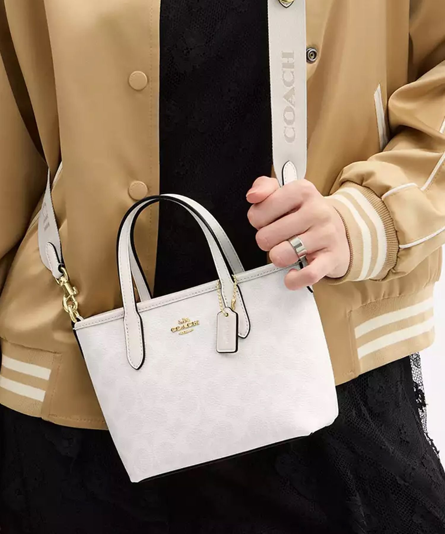 楽天市場】coach オフホワイトの通販 楽天市場】coach オフホワイトの通販