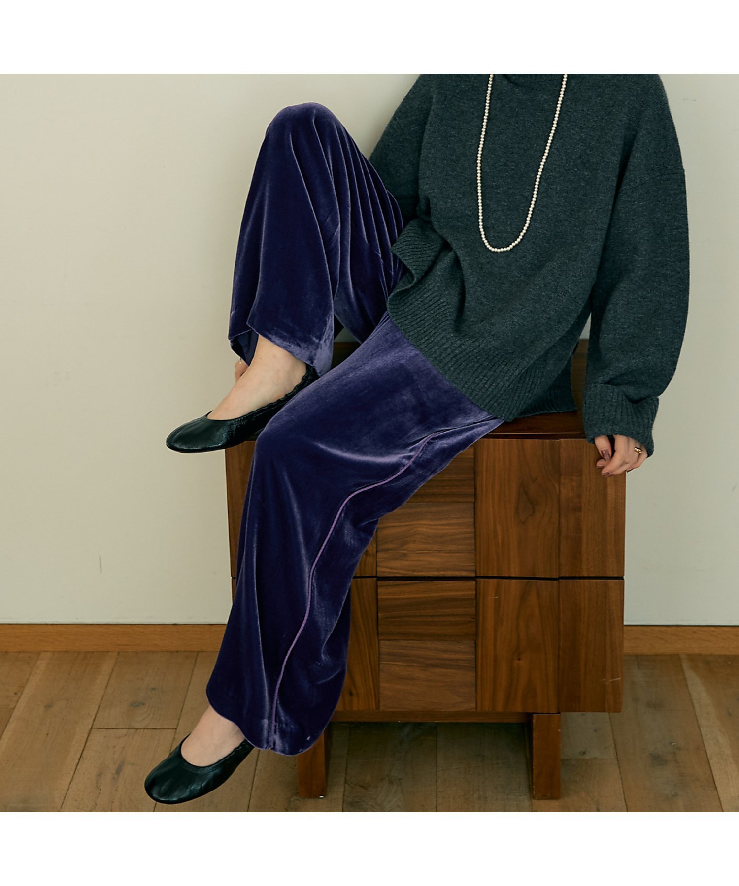 【BEAUVET/ボーヴェット 】シルク混ベロアパンツ デザインワークス パンツ その他のパンツ ブラック パープル